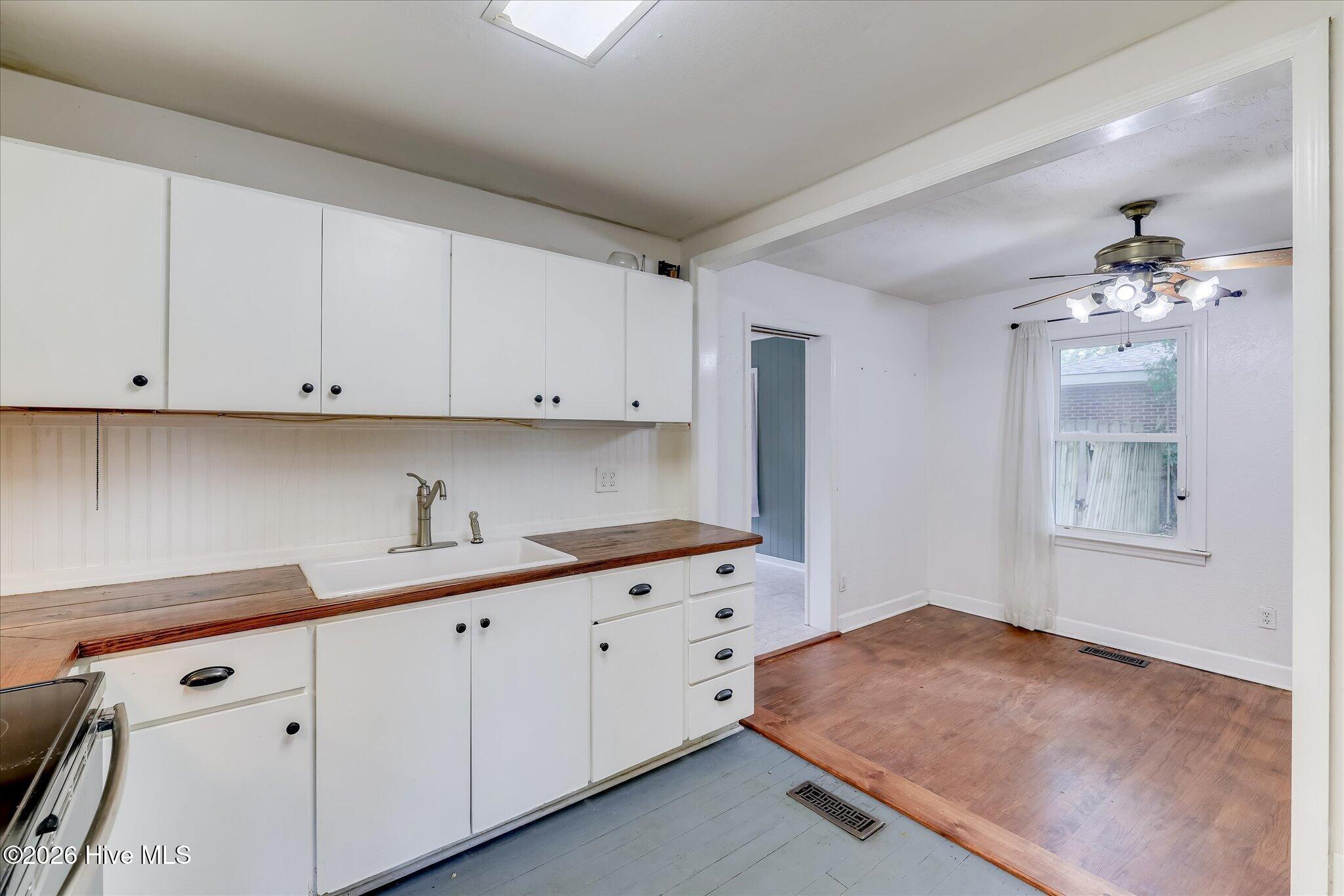 423 Audubon Circle Property Photo 12