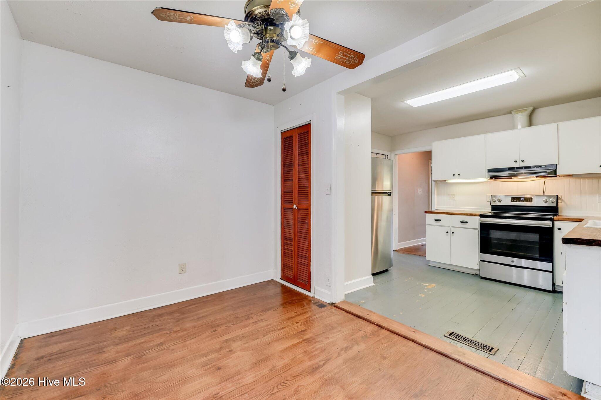 423 Audubon Circle Property Photo 17
