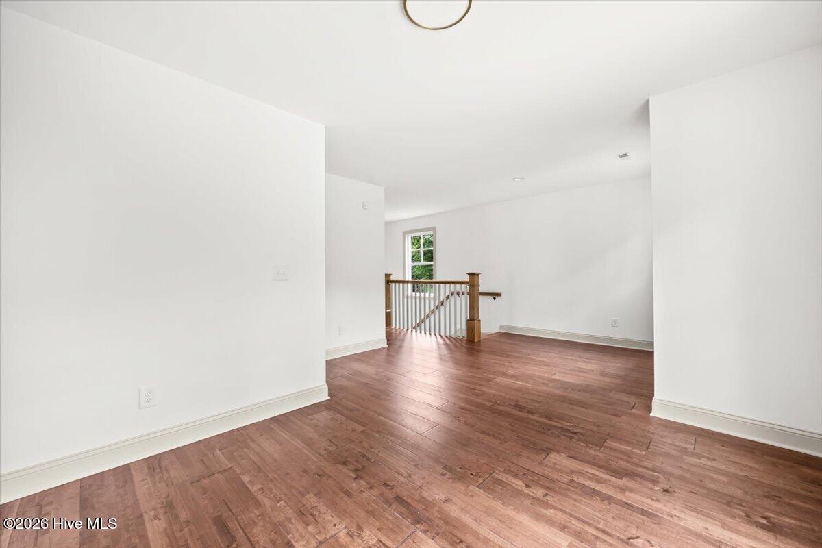 1395 N May Street Property Photo 30