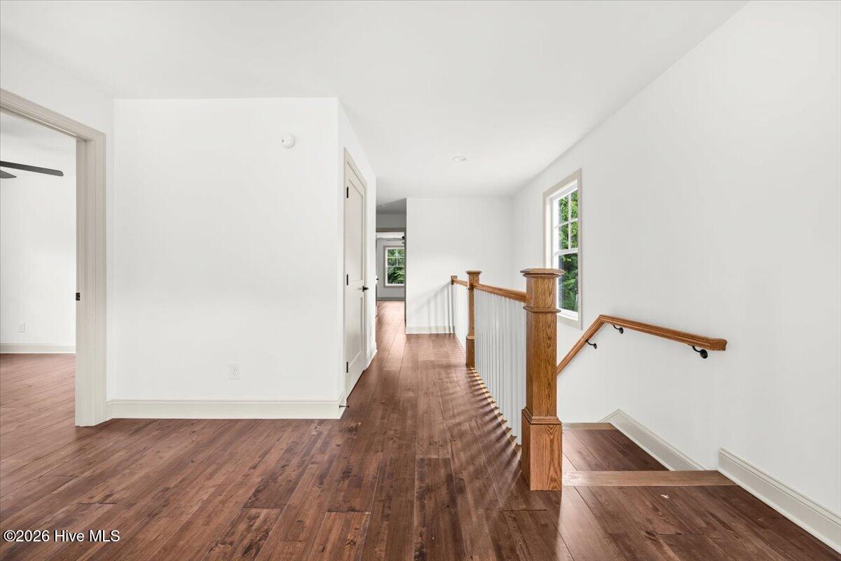 1395 N May Street Property Photo 31