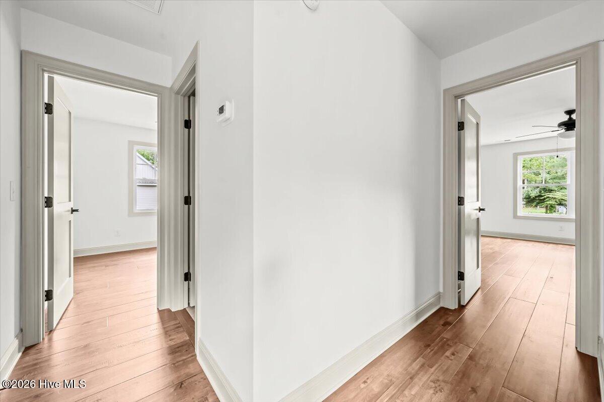 1395 N May Street Property Photo 34