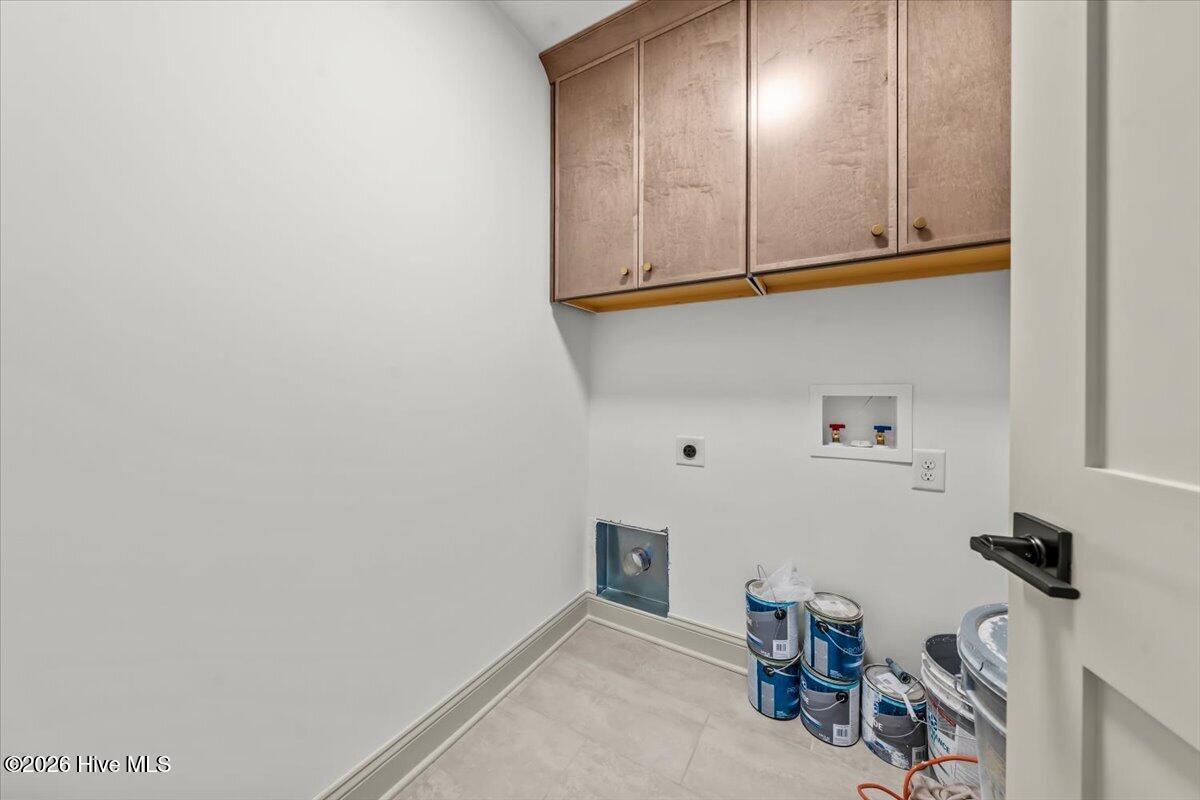 1395 N May Street Property Photo 40