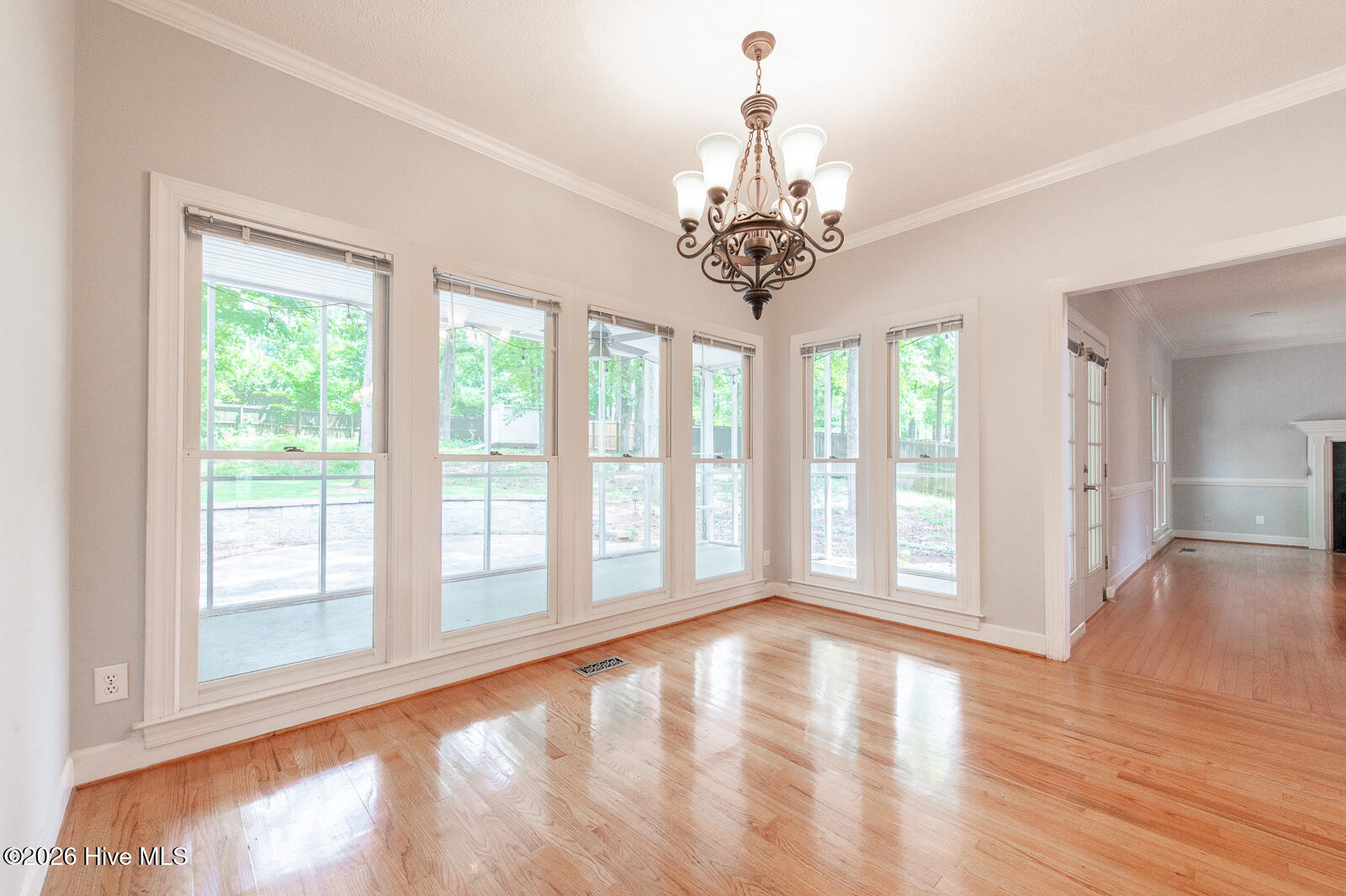 605 Whitewood Way Property Photo 8