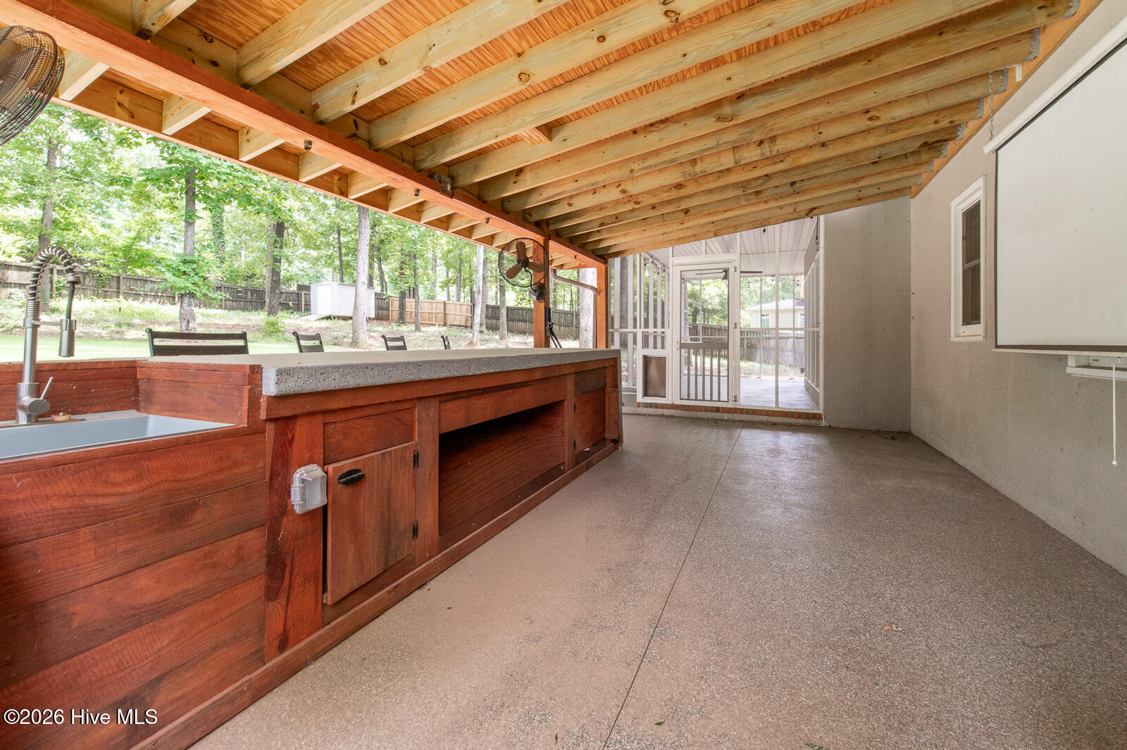 605 Whitewood Way Property Photo 33