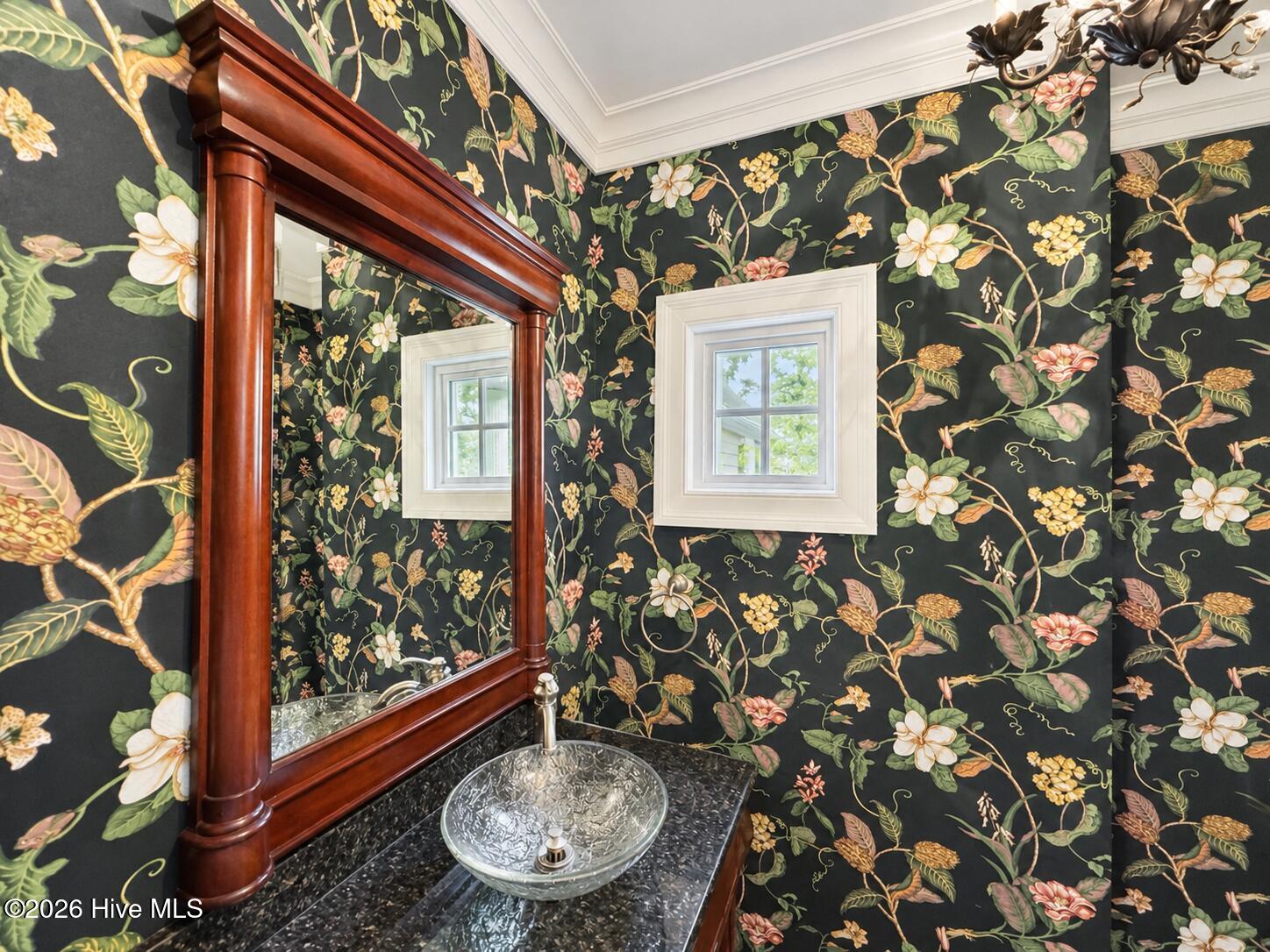 622 Lake Shore Drive Property Photo 14