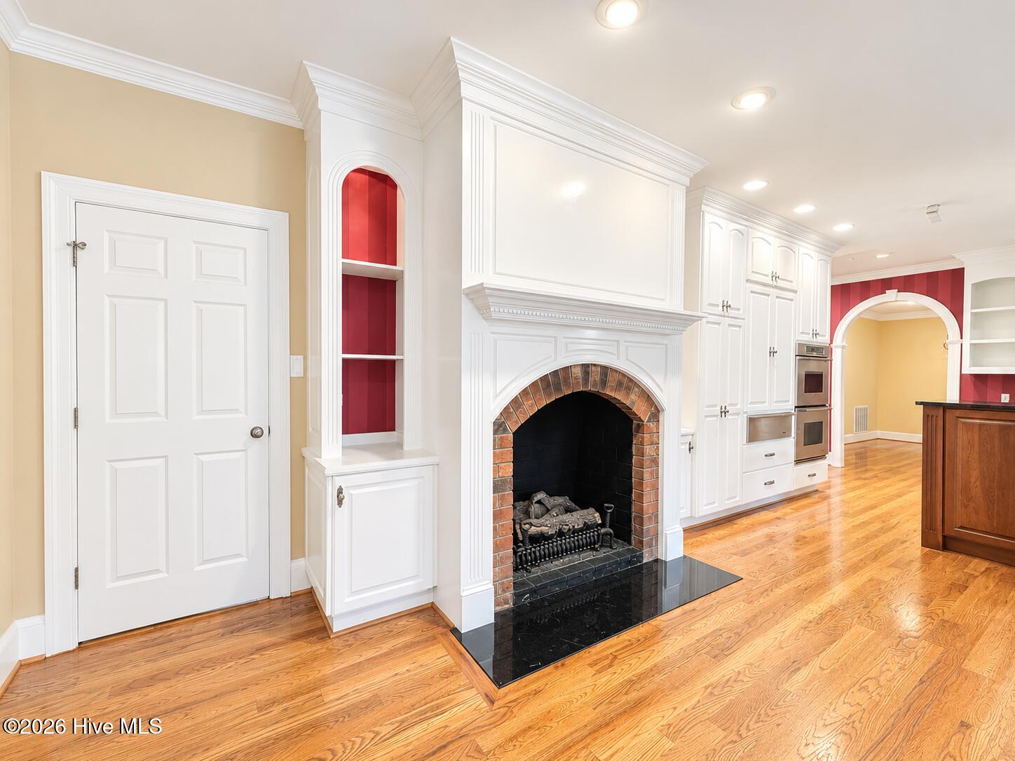 622 Lake Shore Drive Property Photo 19