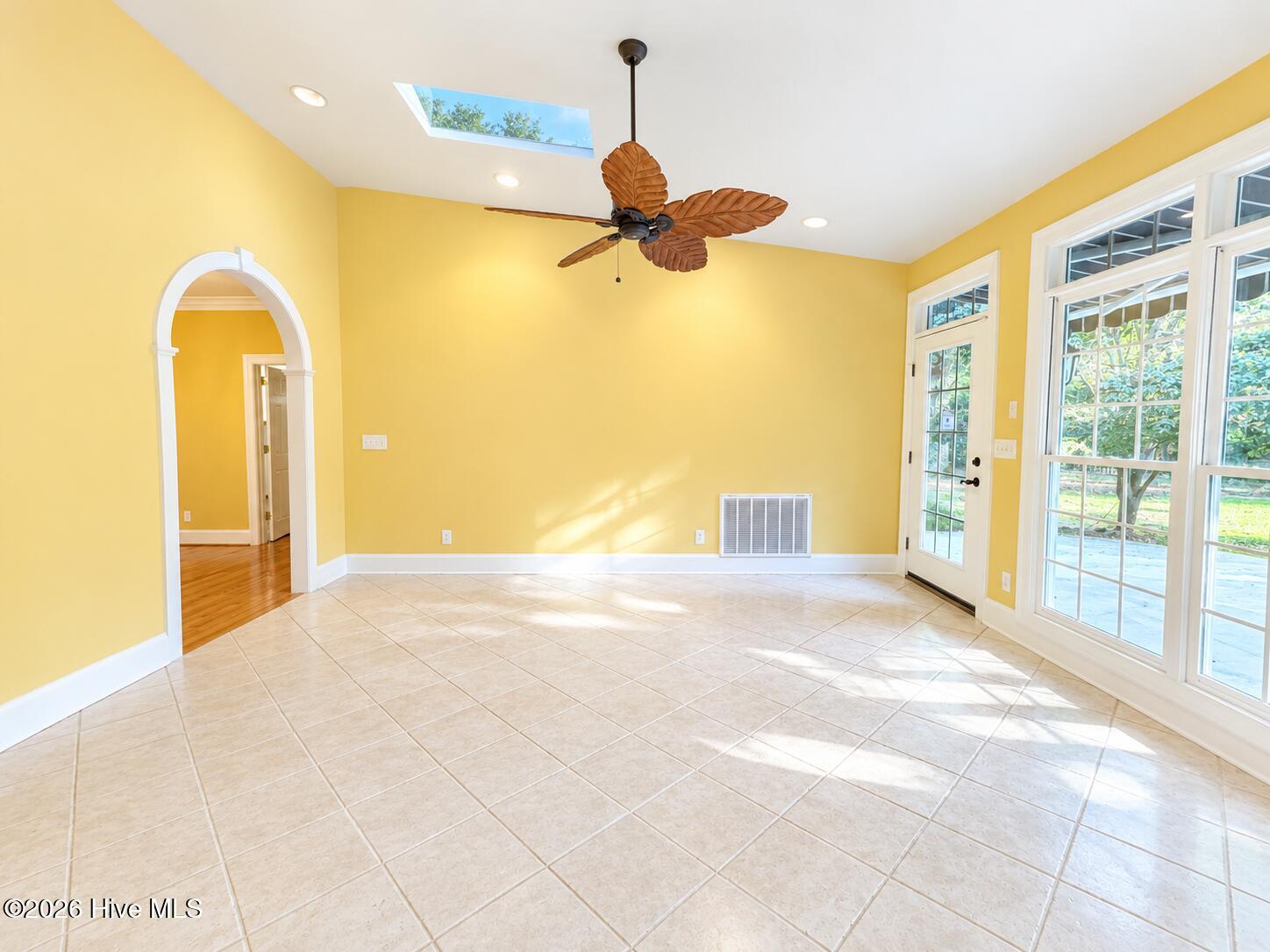 622 Lake Shore Drive Property Photo 29