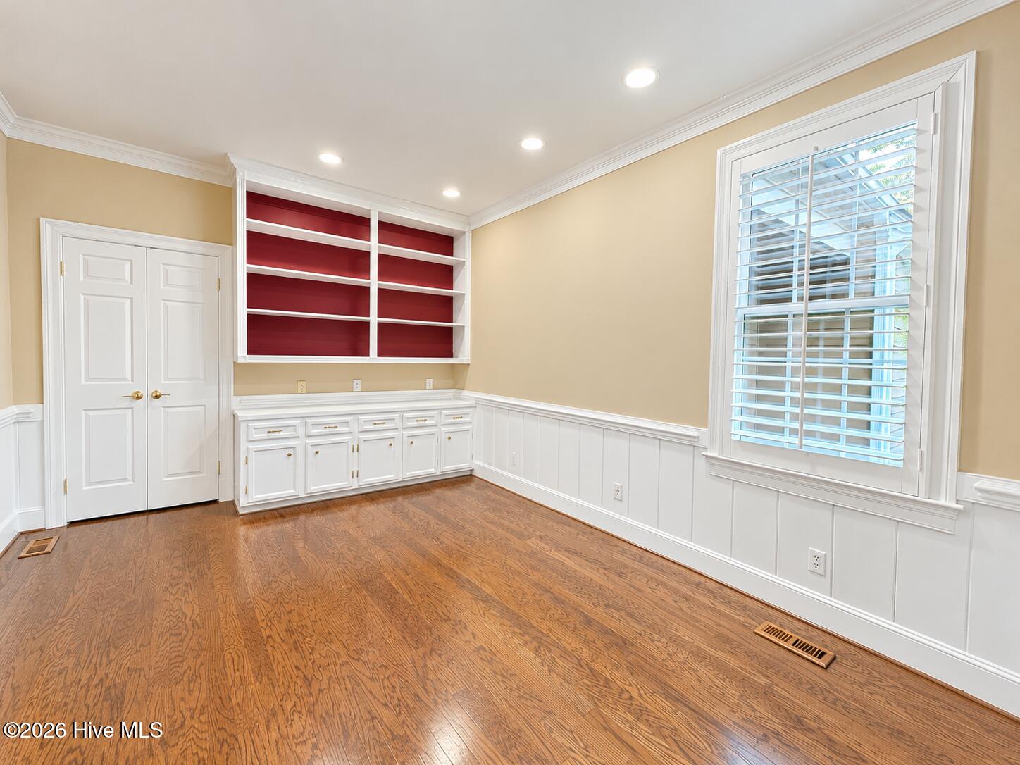 622 Lake Shore Drive Property Photo 41