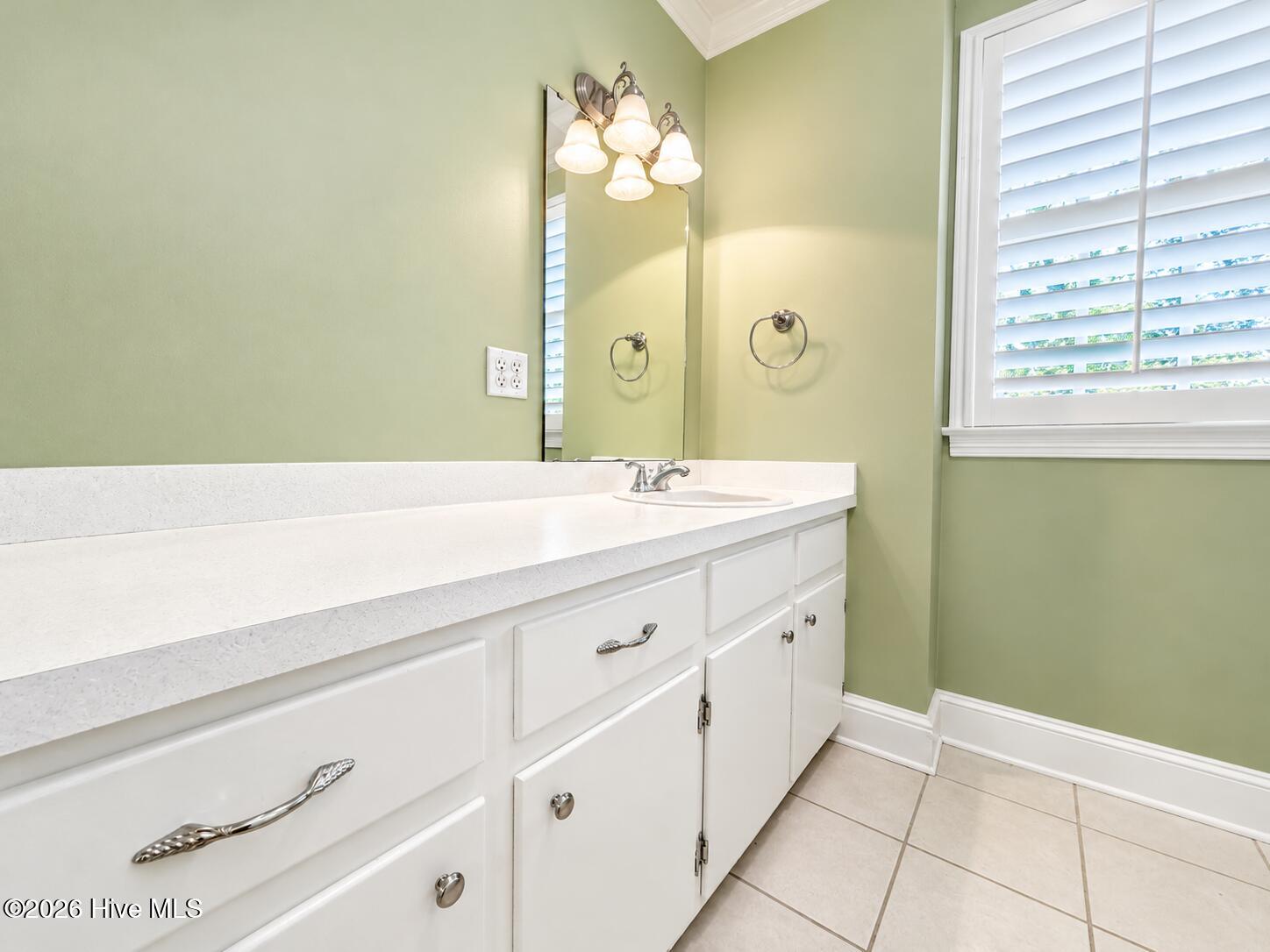 622 Lake Shore Drive Property Photo 44