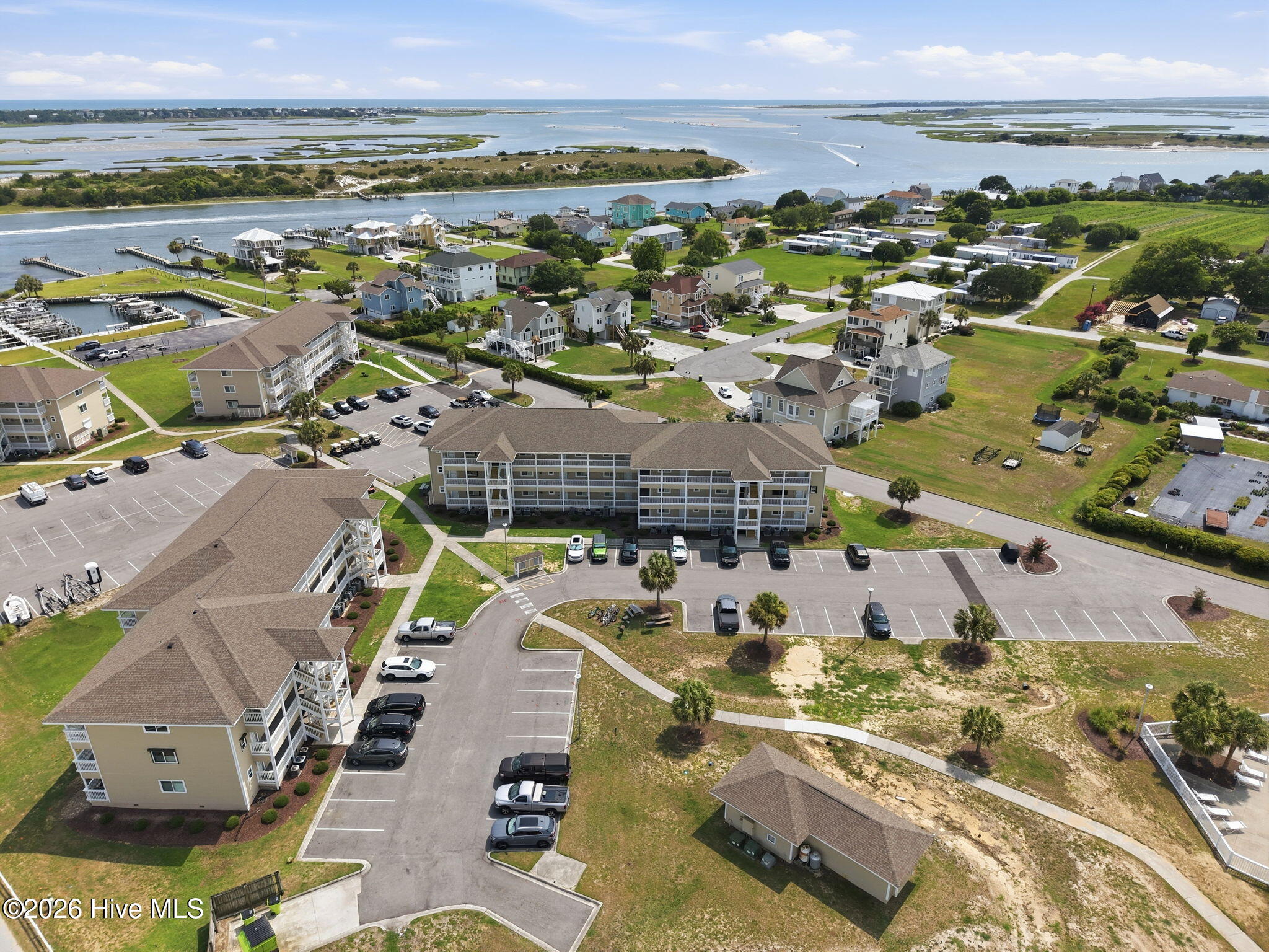 650 Cedar Point Boulevard C21 Property Photo 4