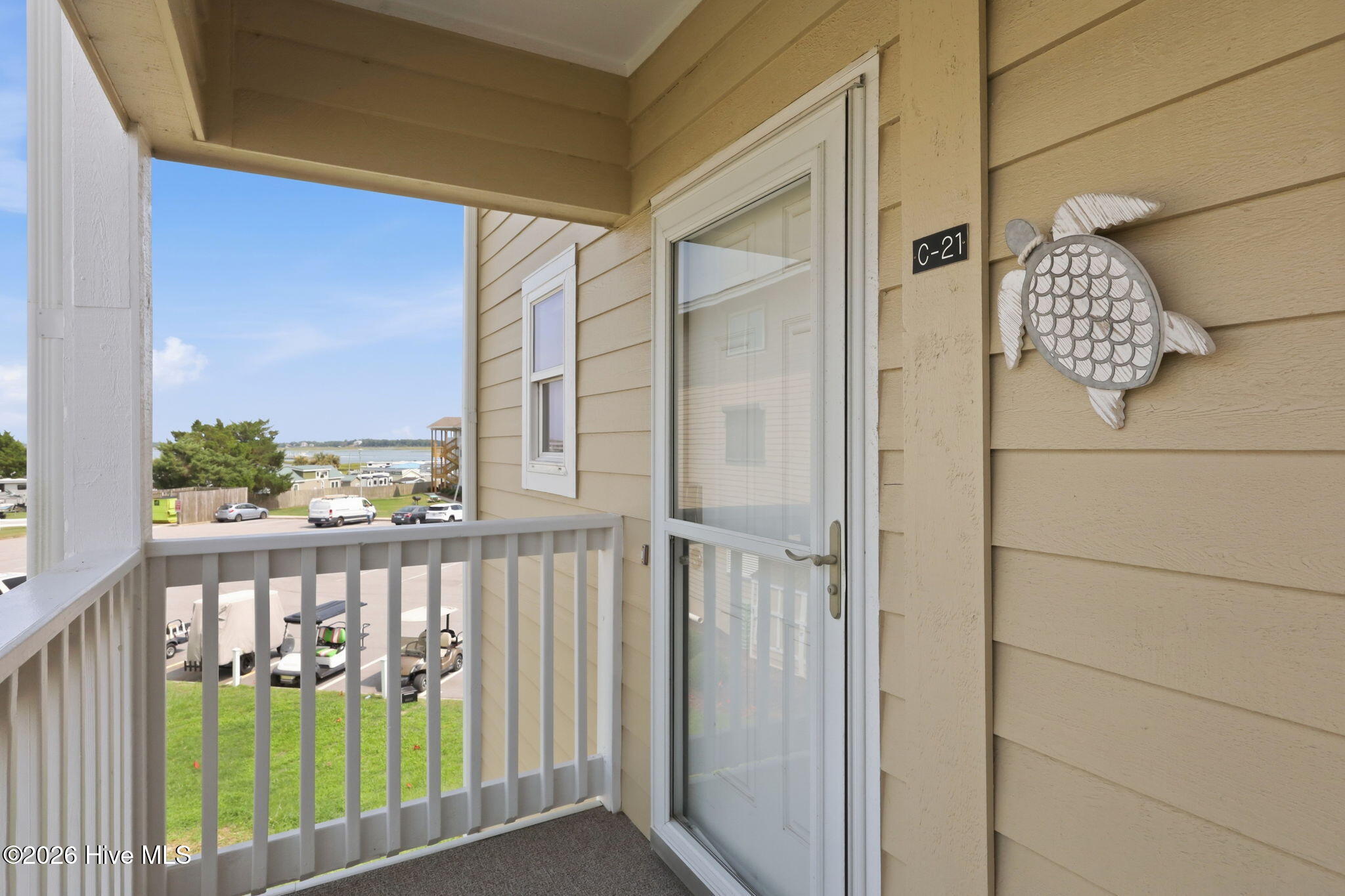 650 Cedar Point Boulevard C21 Property Photo 6