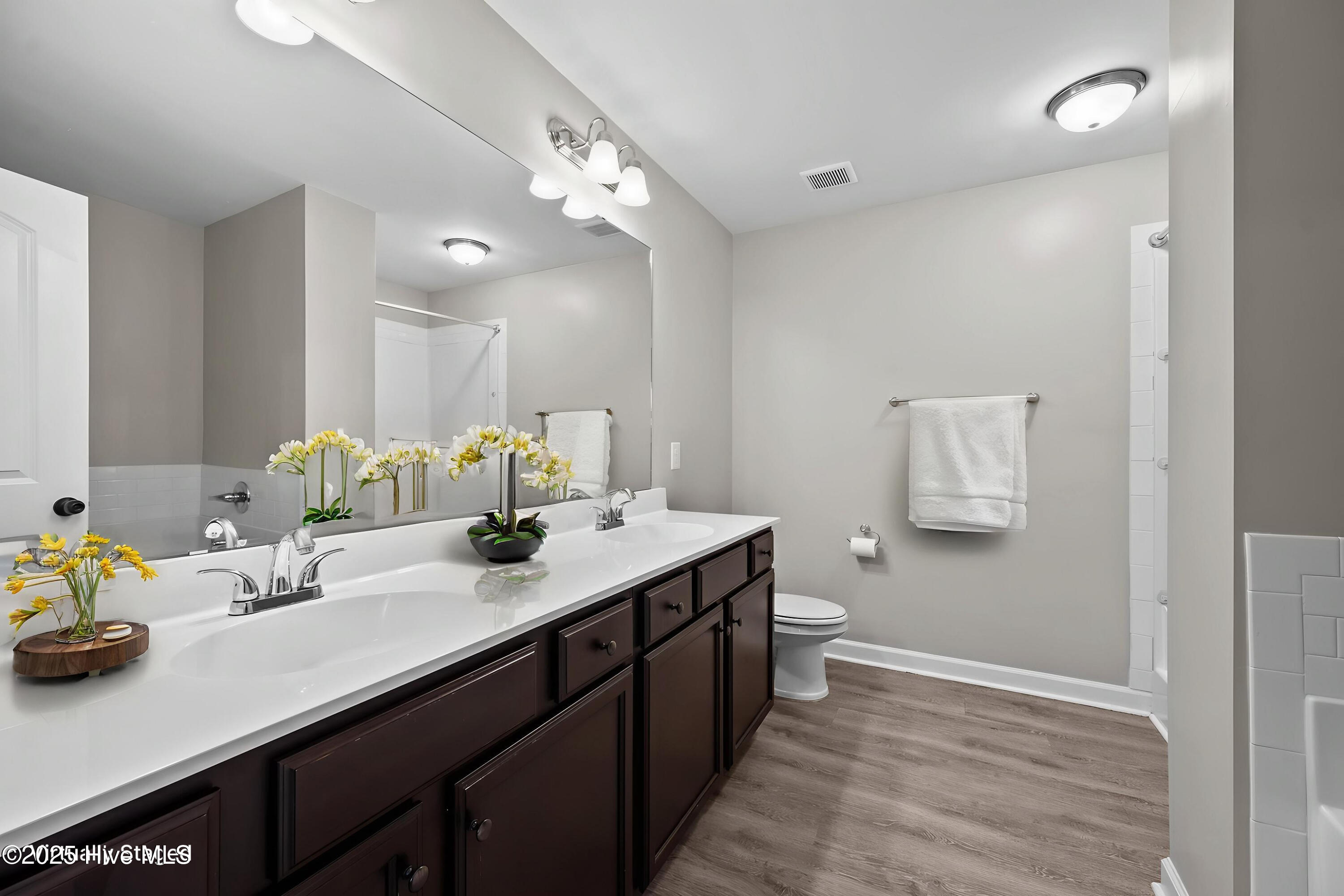 413 Wind Sail Court Property Photo 16