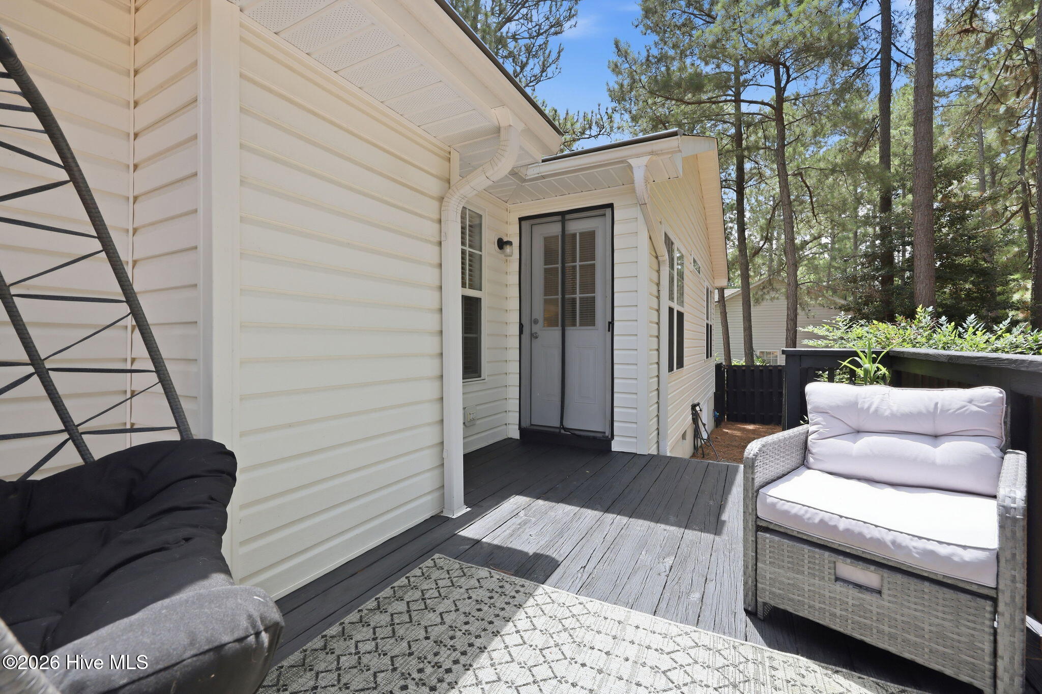 2405 Longleaf Drive W Property Photo 30