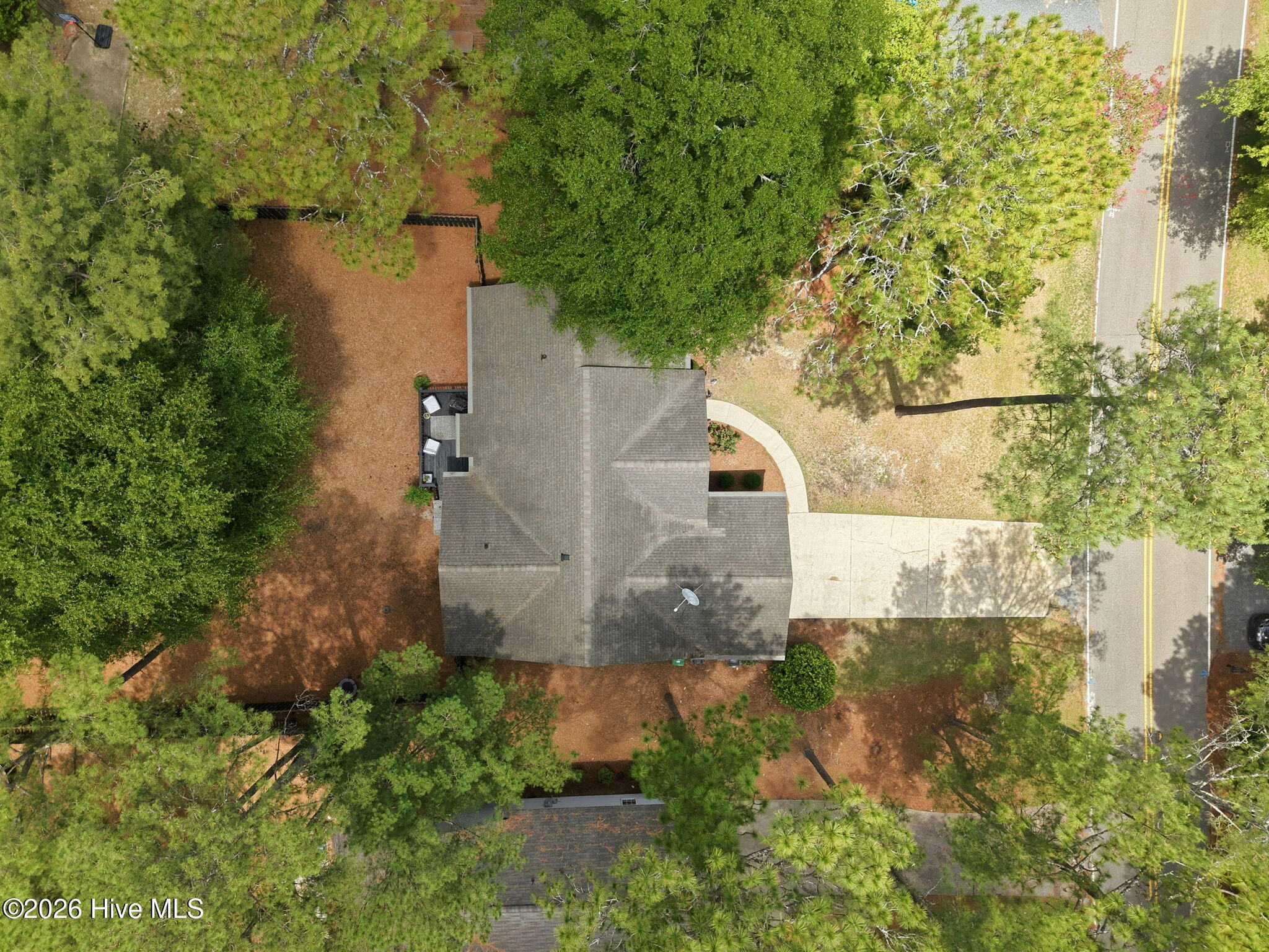 2405 Longleaf Drive W Property Photo 39