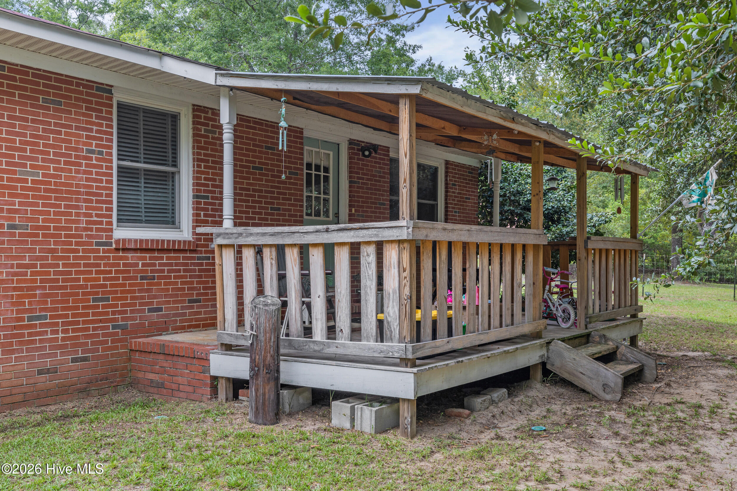664 S Dixie Road Property Photo 9