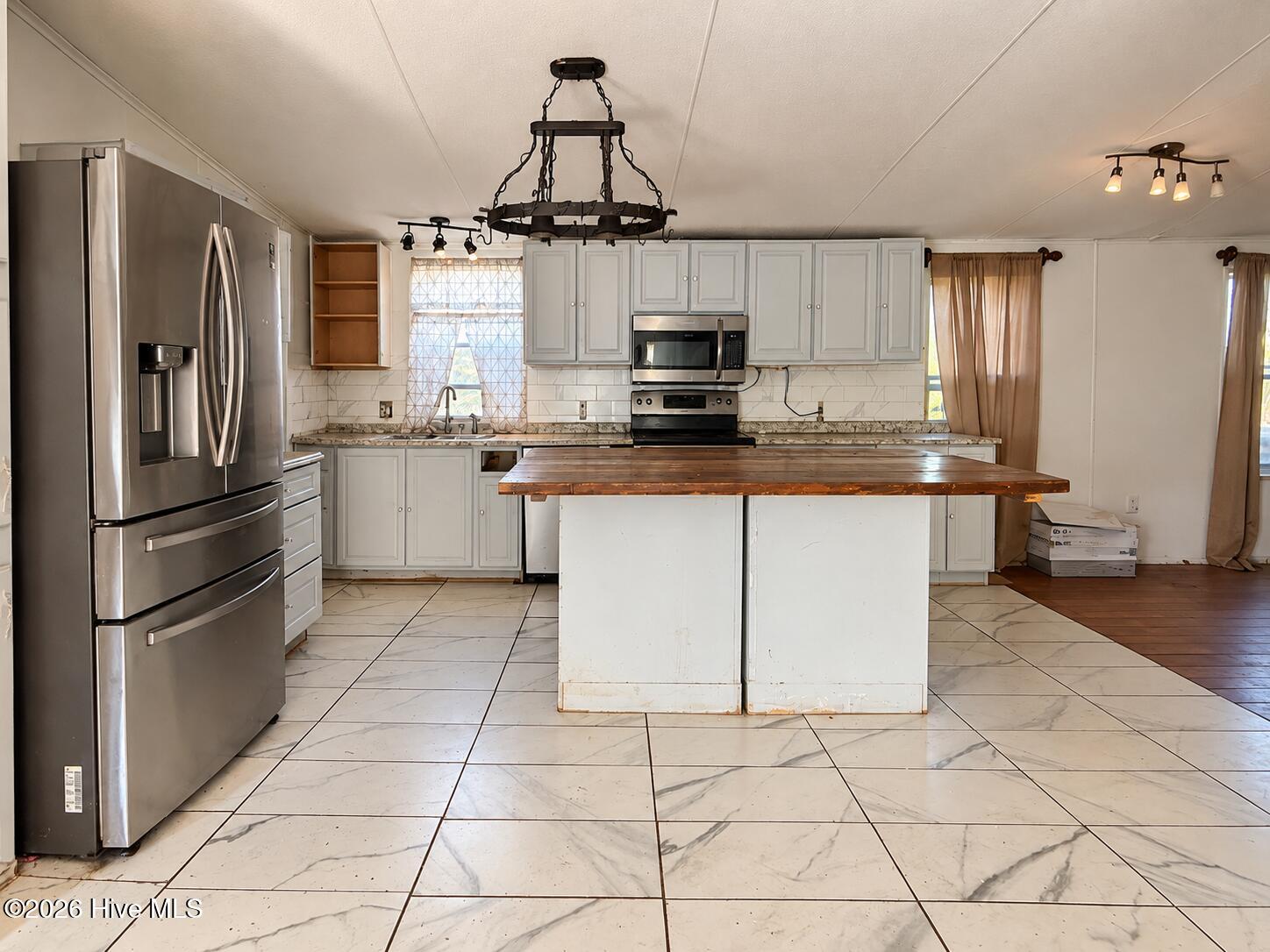 303 Evans Bass Road # B Property Photo 3