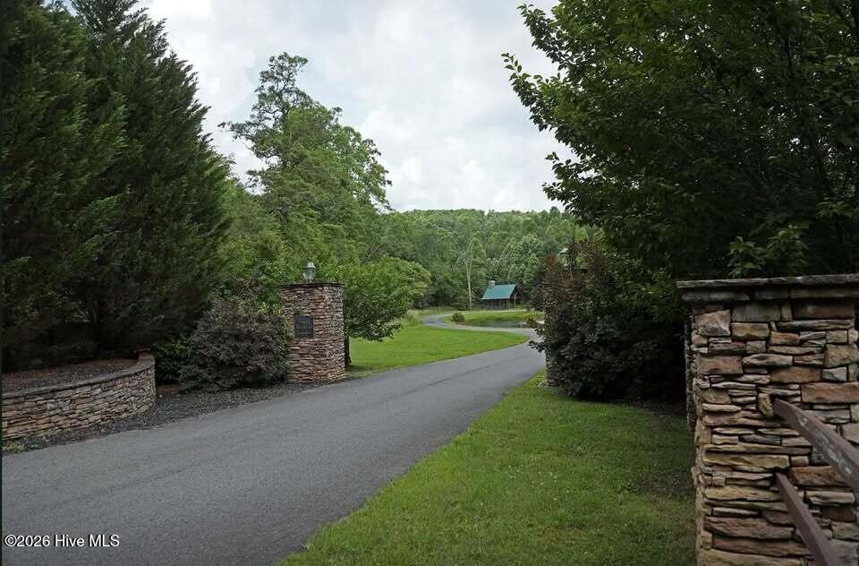 14 14 Creekside Way Property Photo 3