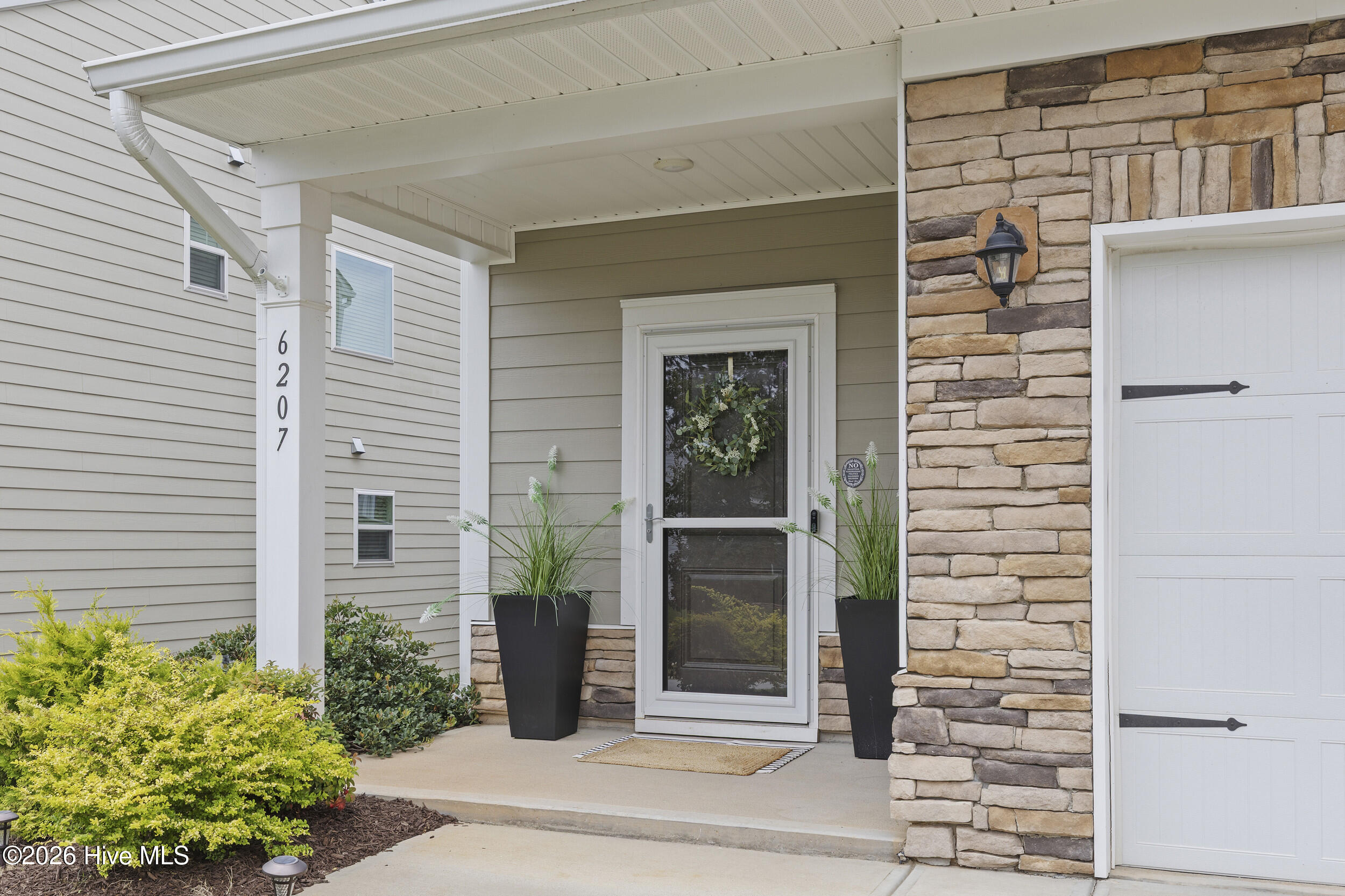 6207 High Top Lane Property Photo 5