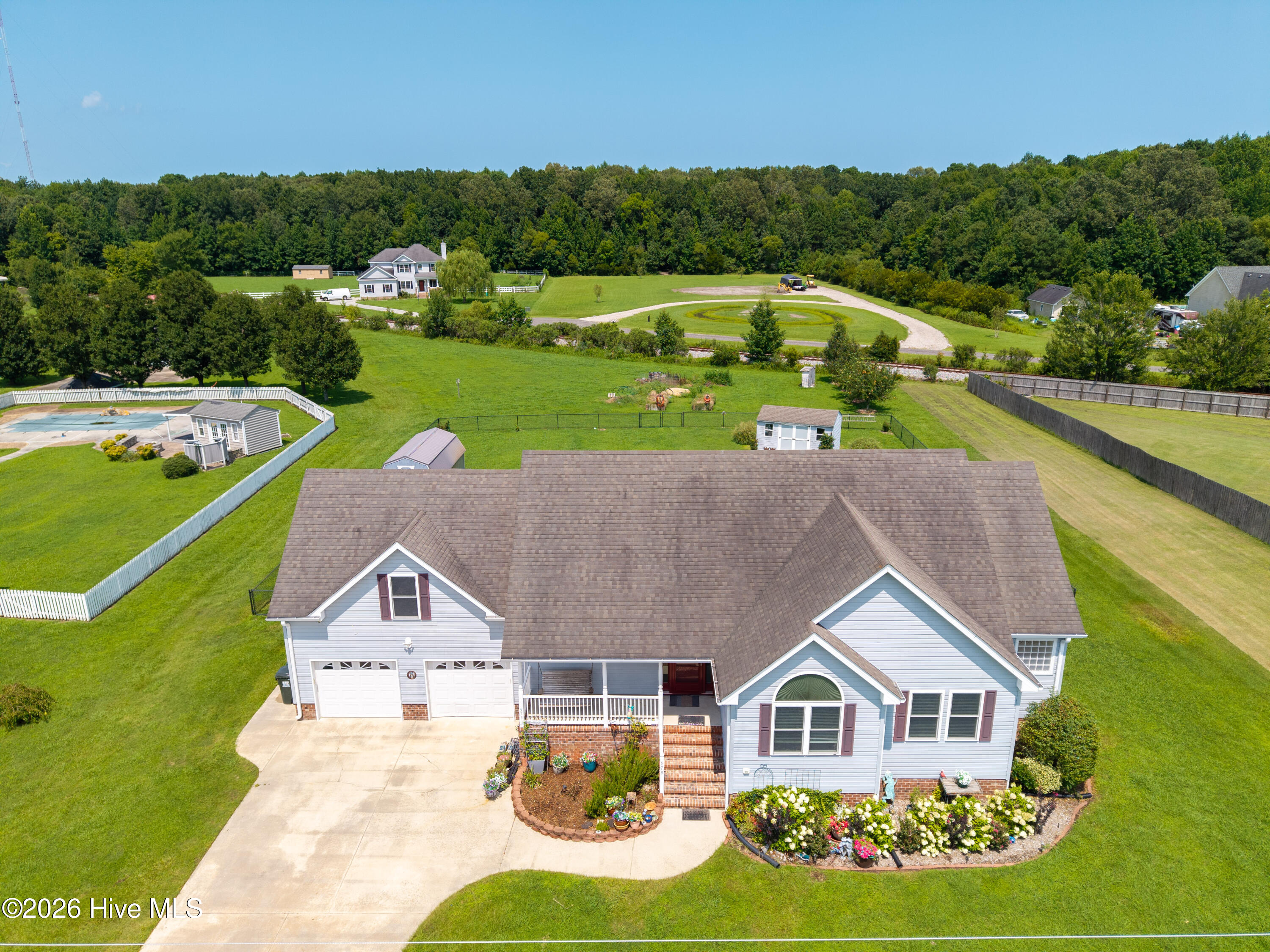 573 Snowden Road Property Photo 1