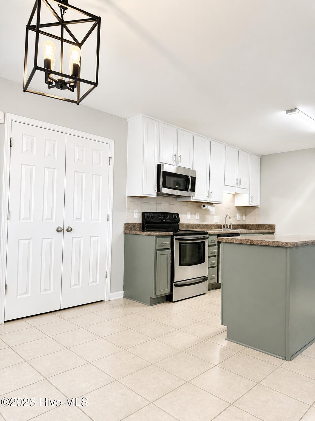 145 Wood Point Drive Property Photo 17