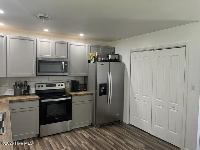 1312 Wolf Swamp Road Property Photo 7
