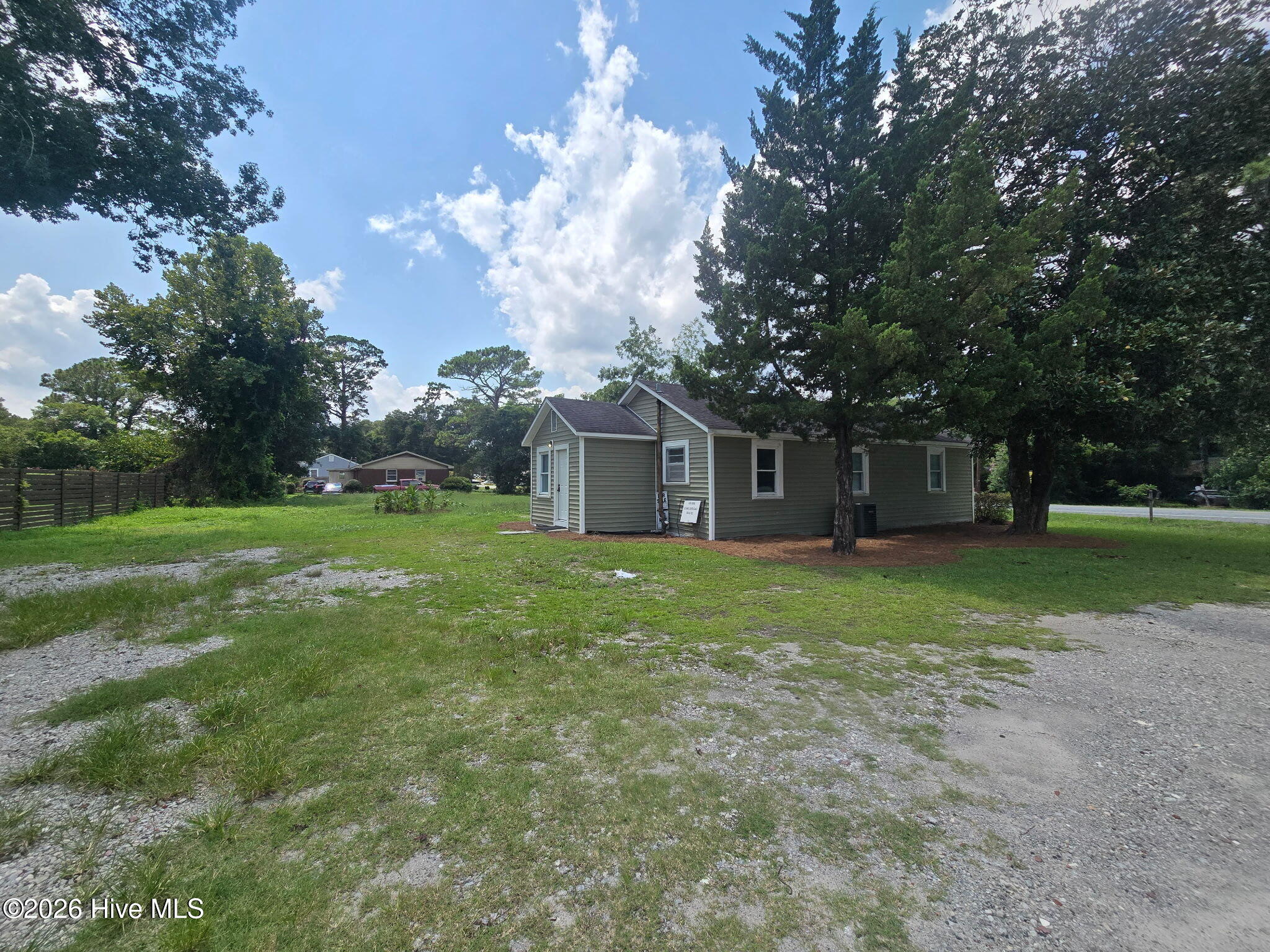 4844 Castle Hayne Road Property Photo 14
