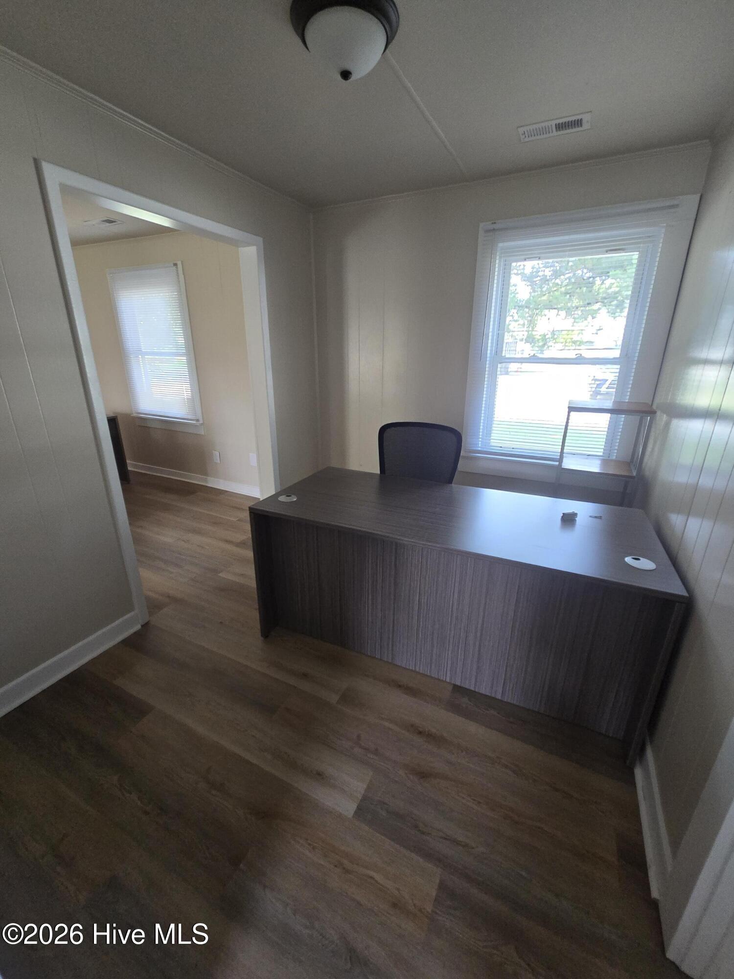 4844 Castle Hayne Road Property Photo 18