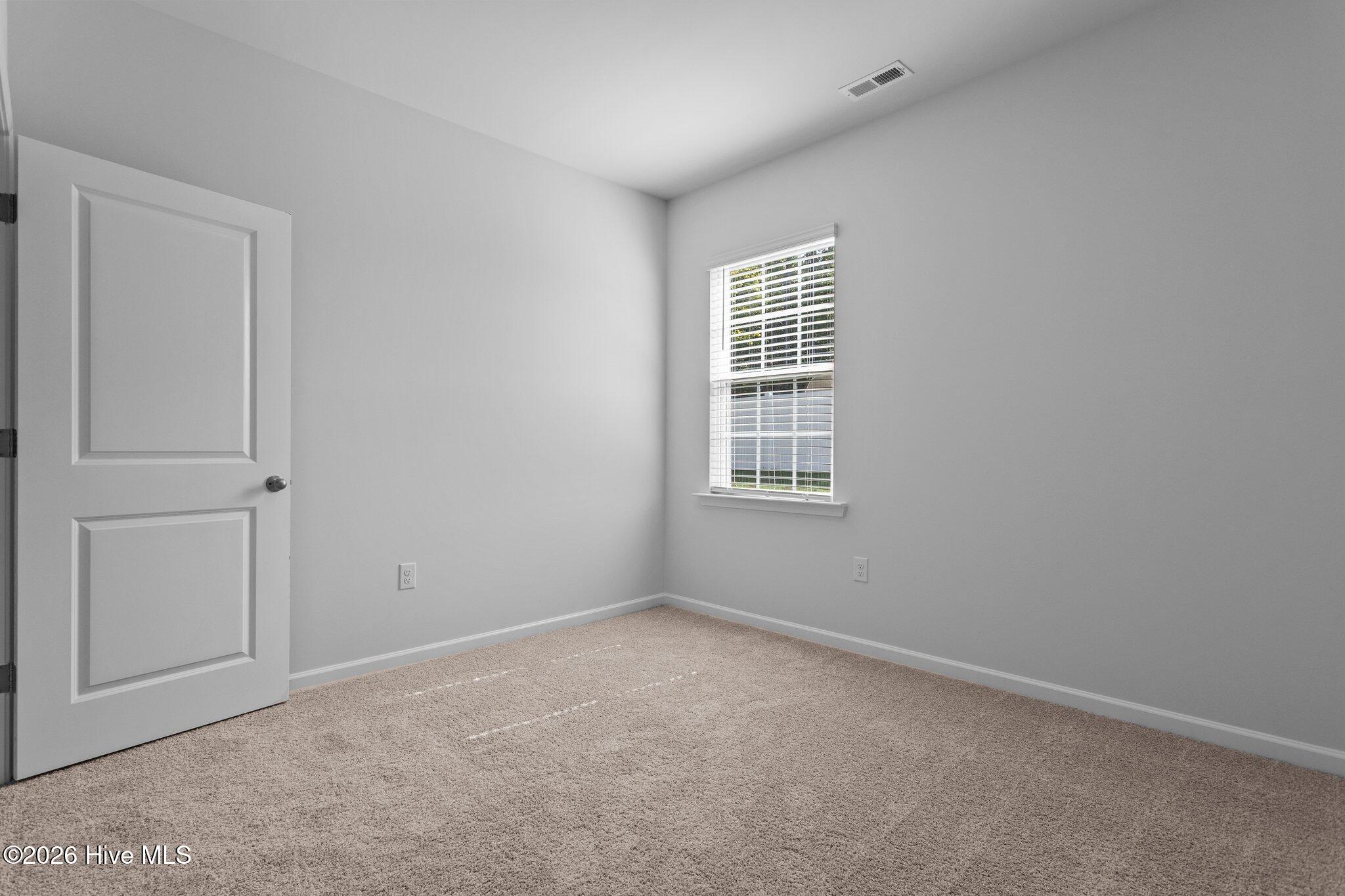 284 Robert Place Property Photo 7