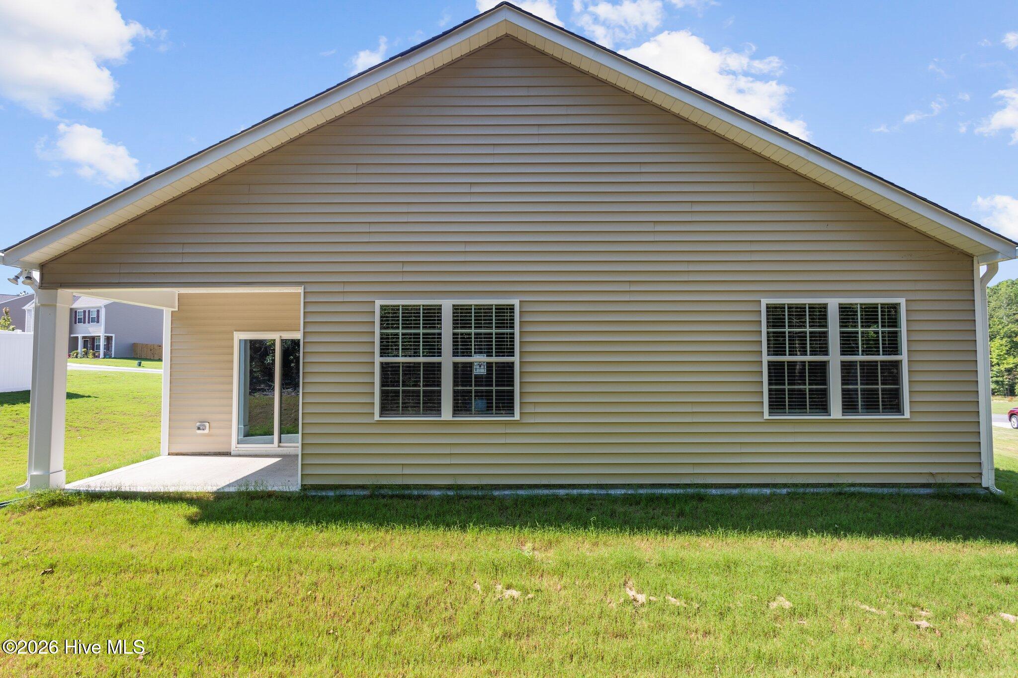 284 Robert Place Property Photo 29