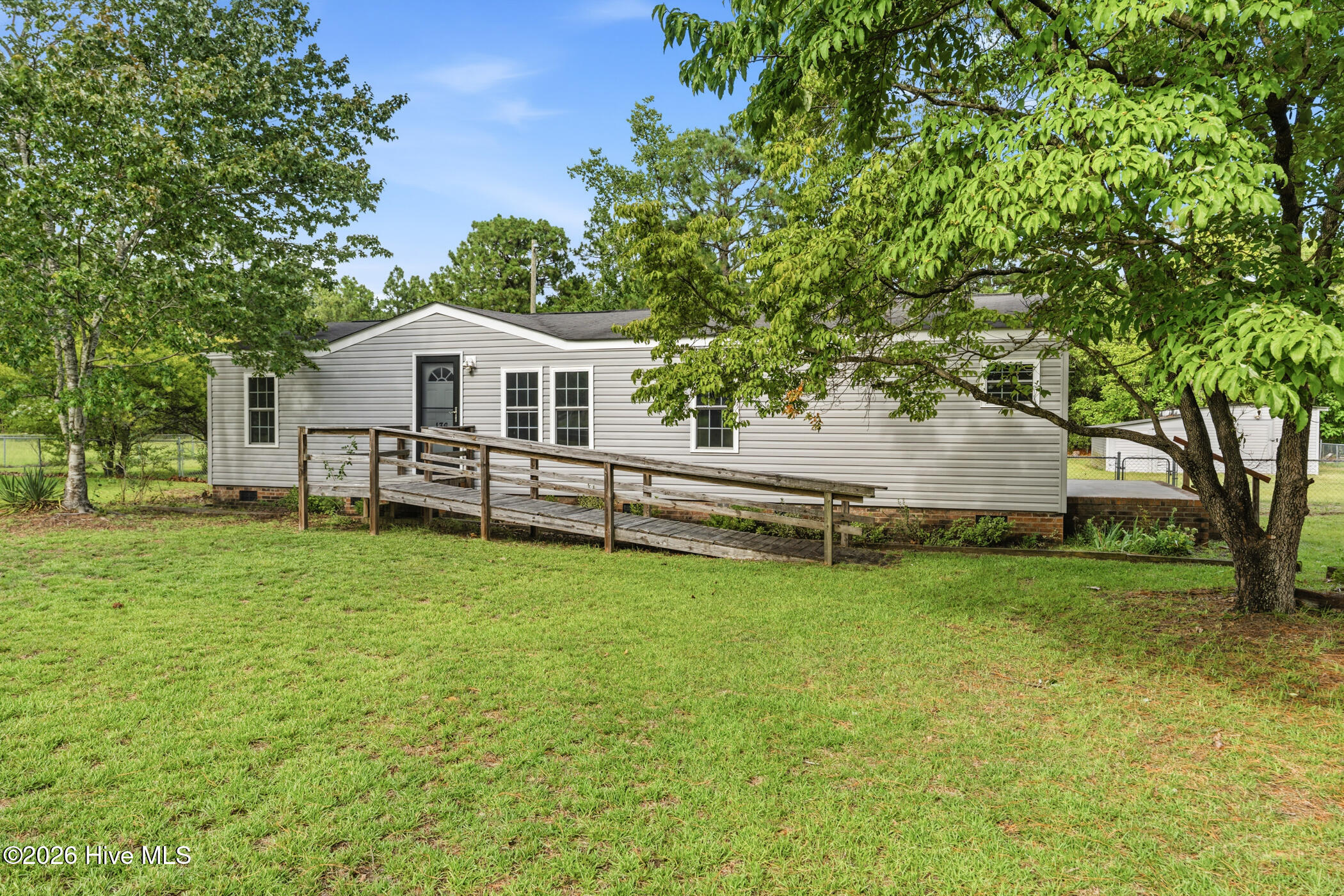136 Driggers Drive Property Photo 4