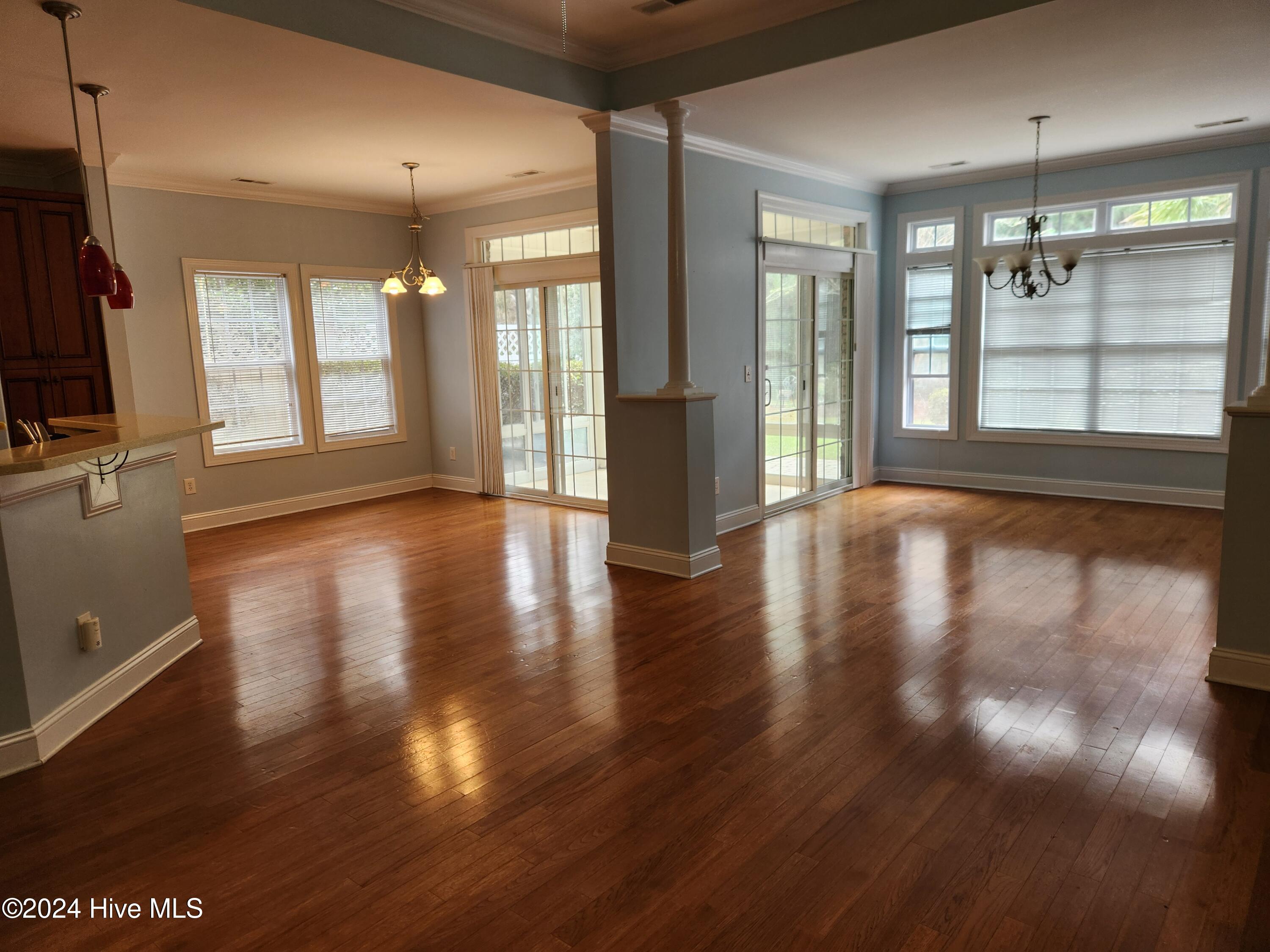 601 Creekway Circle Se Property Photo 4