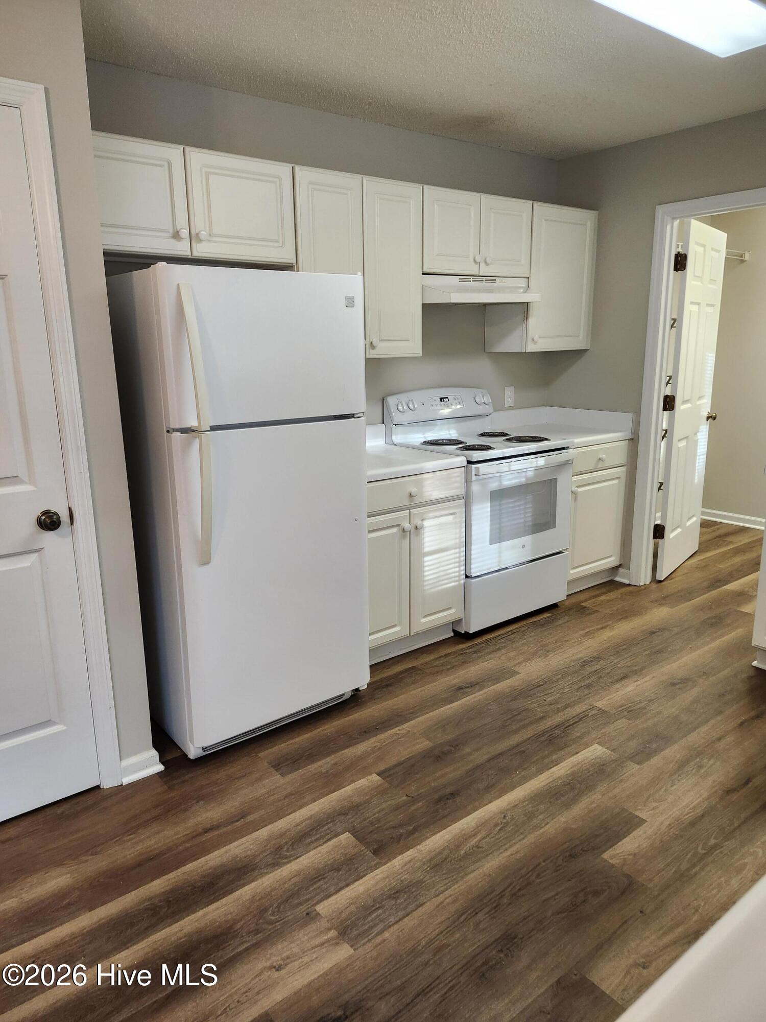 245 Fox Run Road Property Photo 5