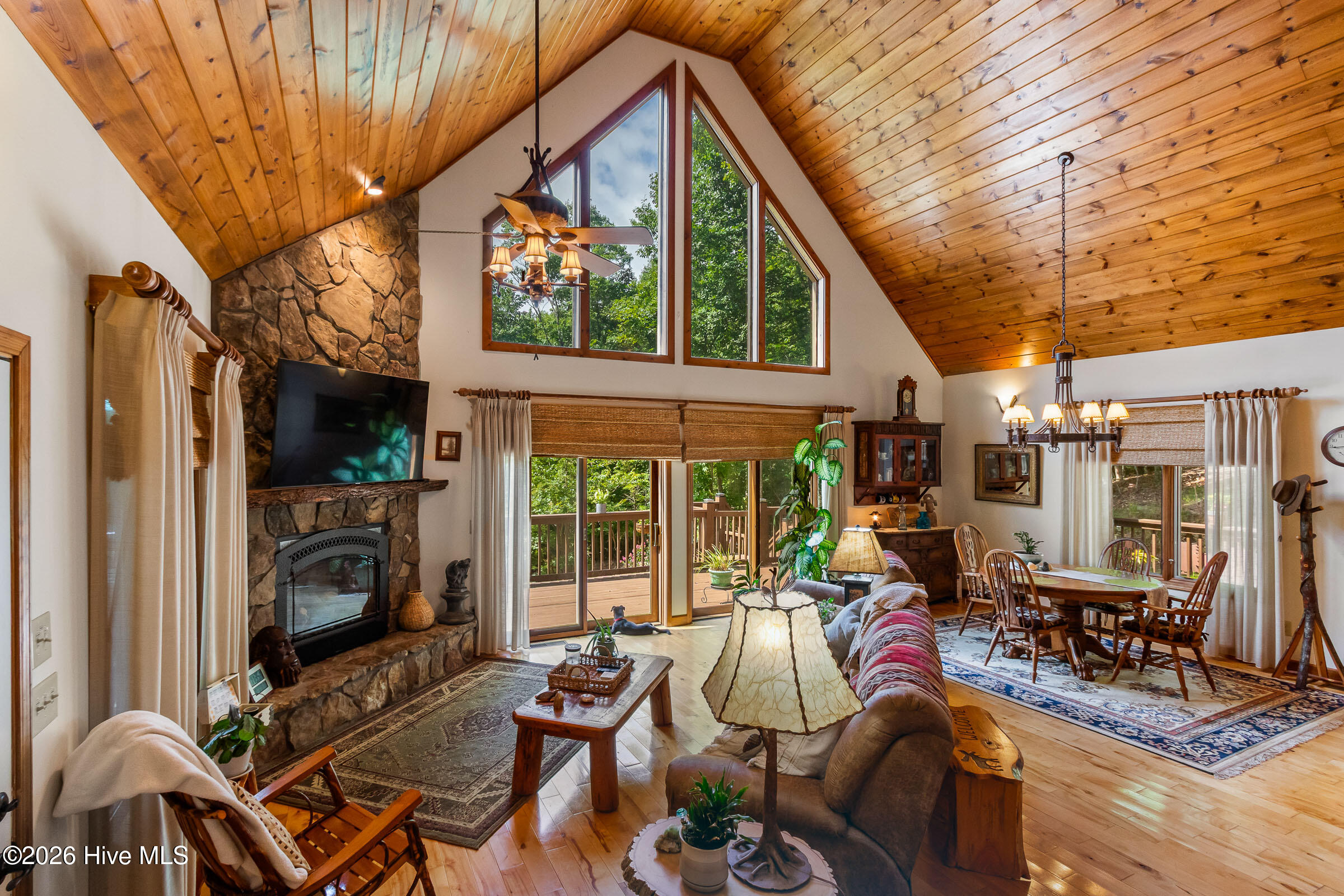 390 Timberwood Hills Road Property Photo 16