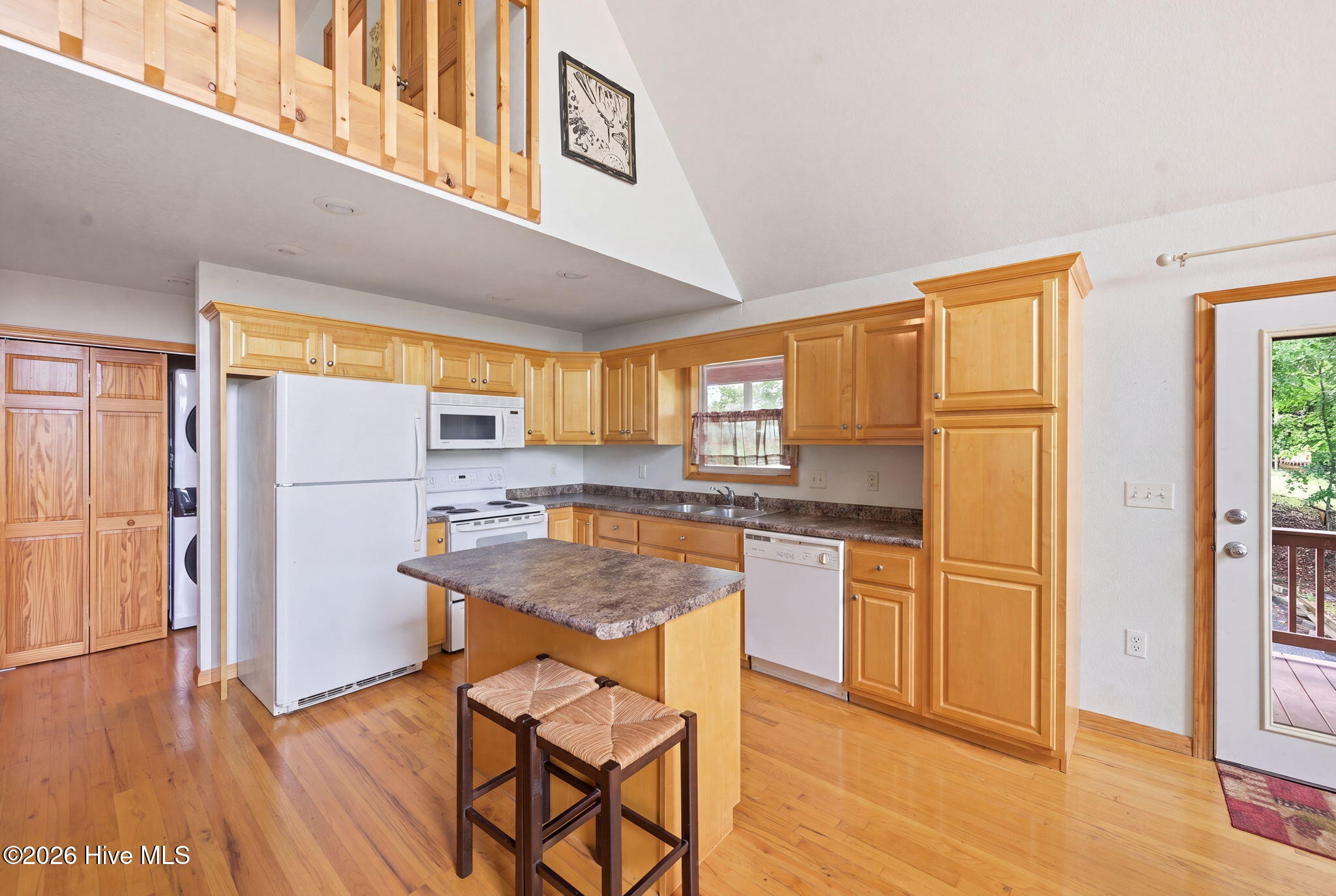 65 Ellis Lane Property Photo 11