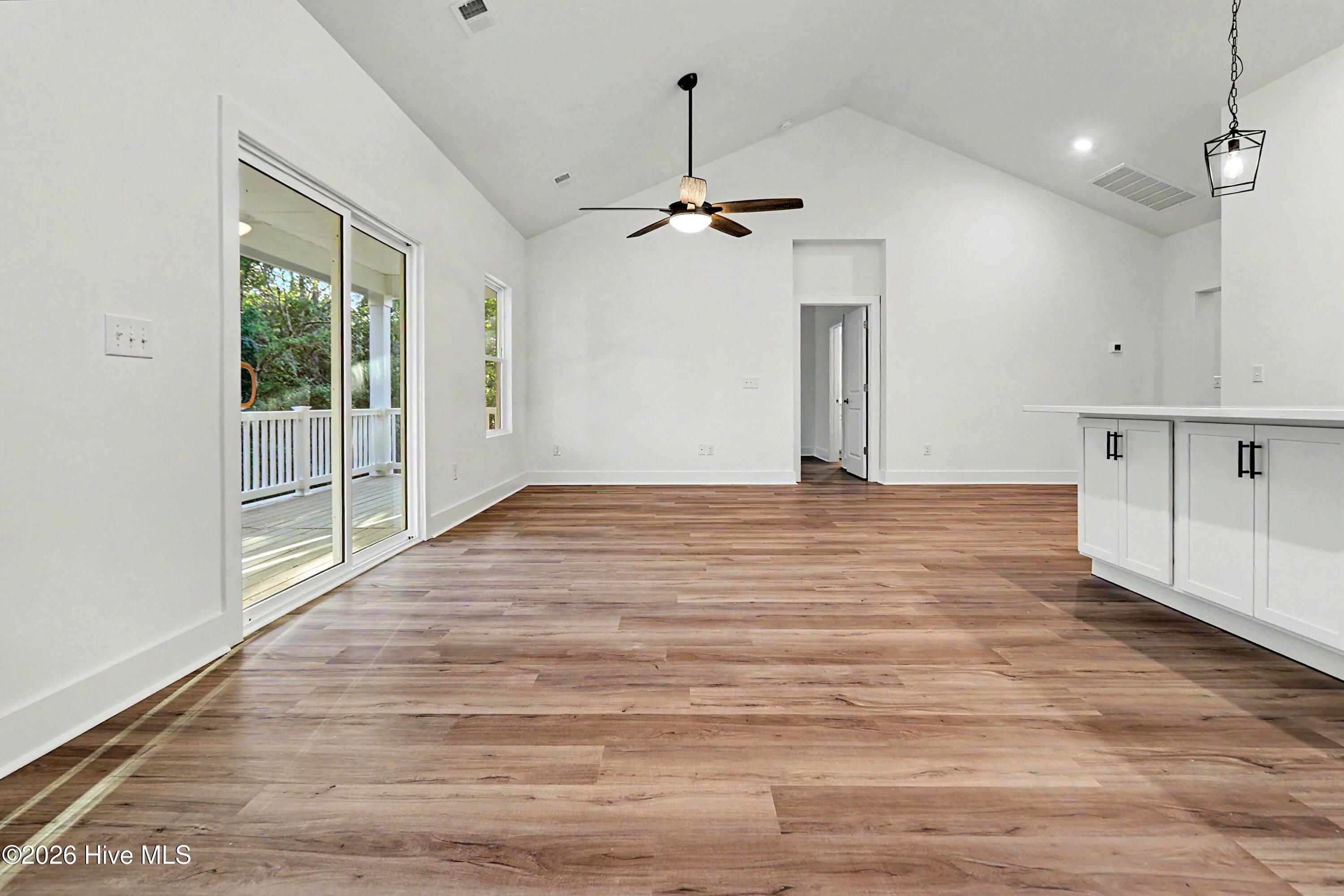 1099 Ferry Landing Drive Sw Property Photo 28