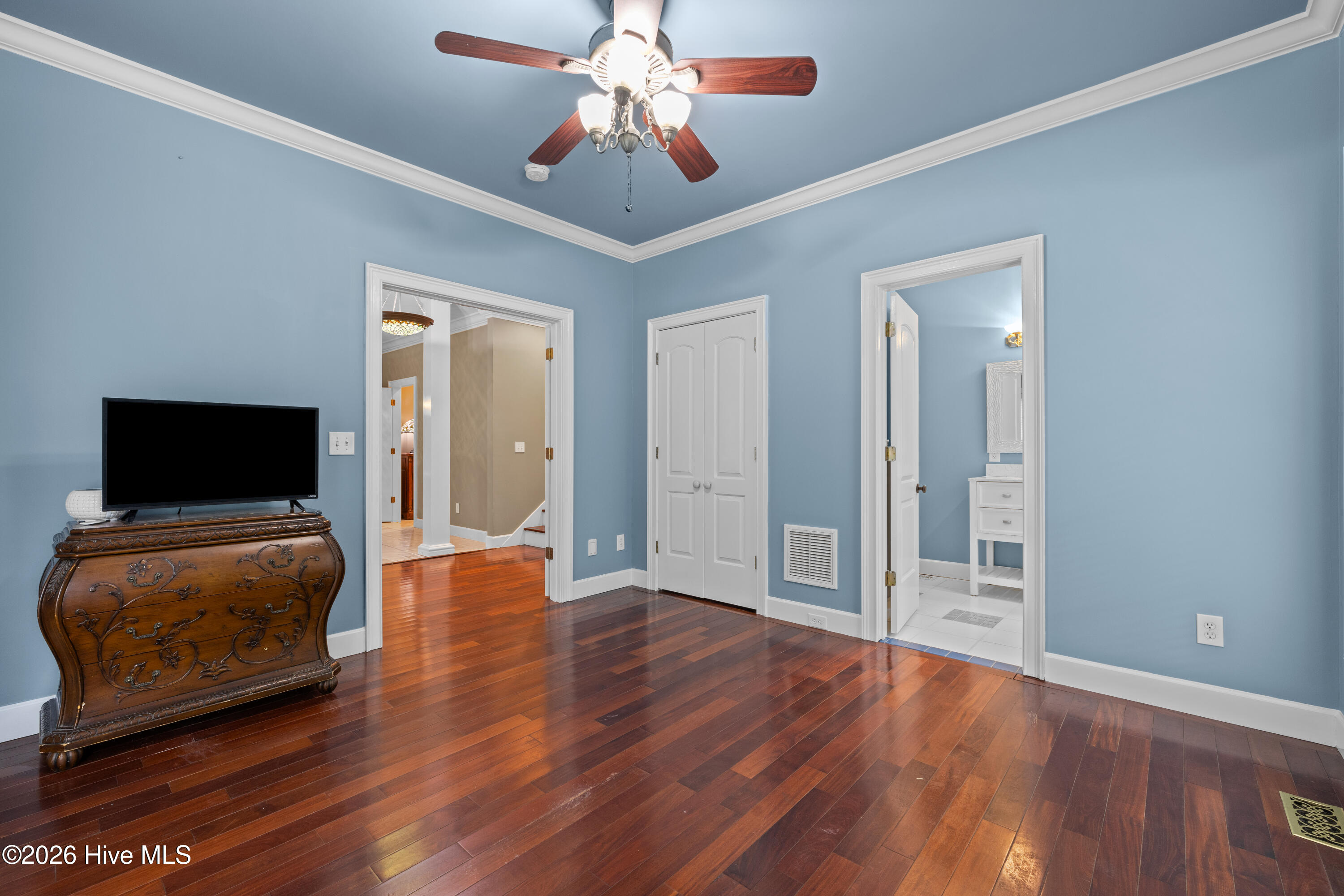 105 Francis Marion Drive Property Photo 9