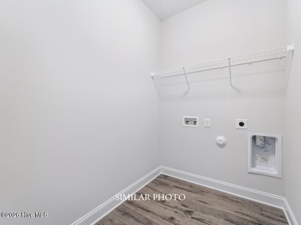 401 Hashmark Court Property Photo 35