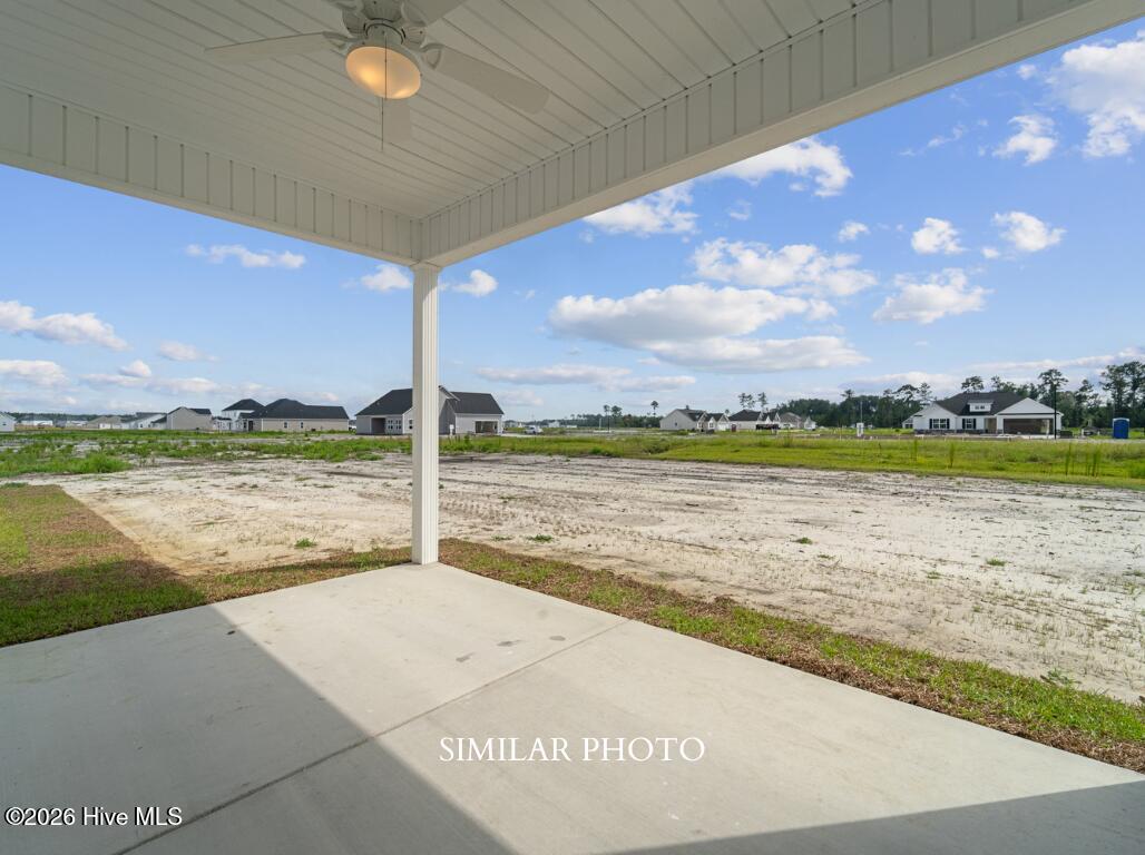401 Hashmark Court Property Photo 38