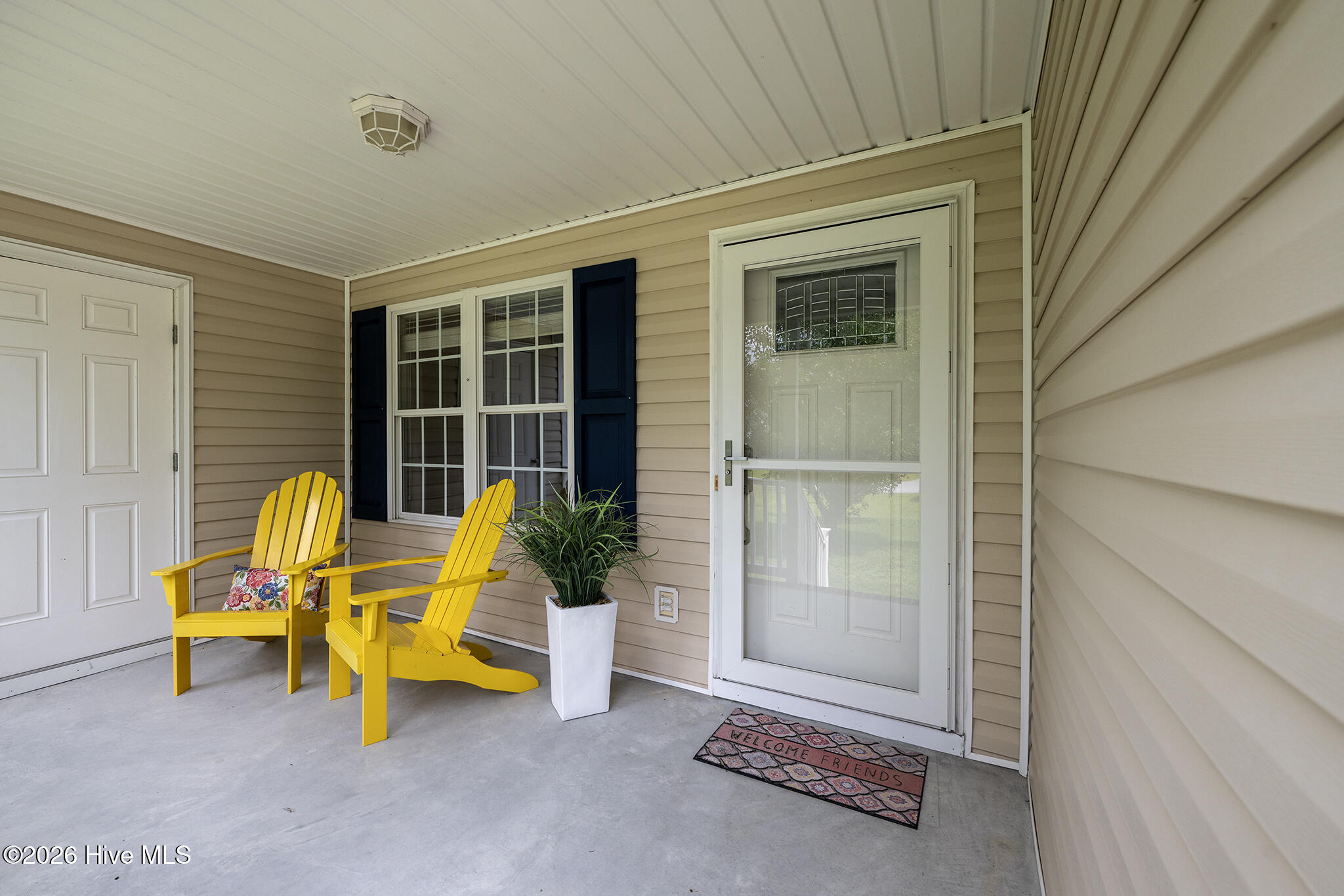 122 Laura Drive Property Photo 7