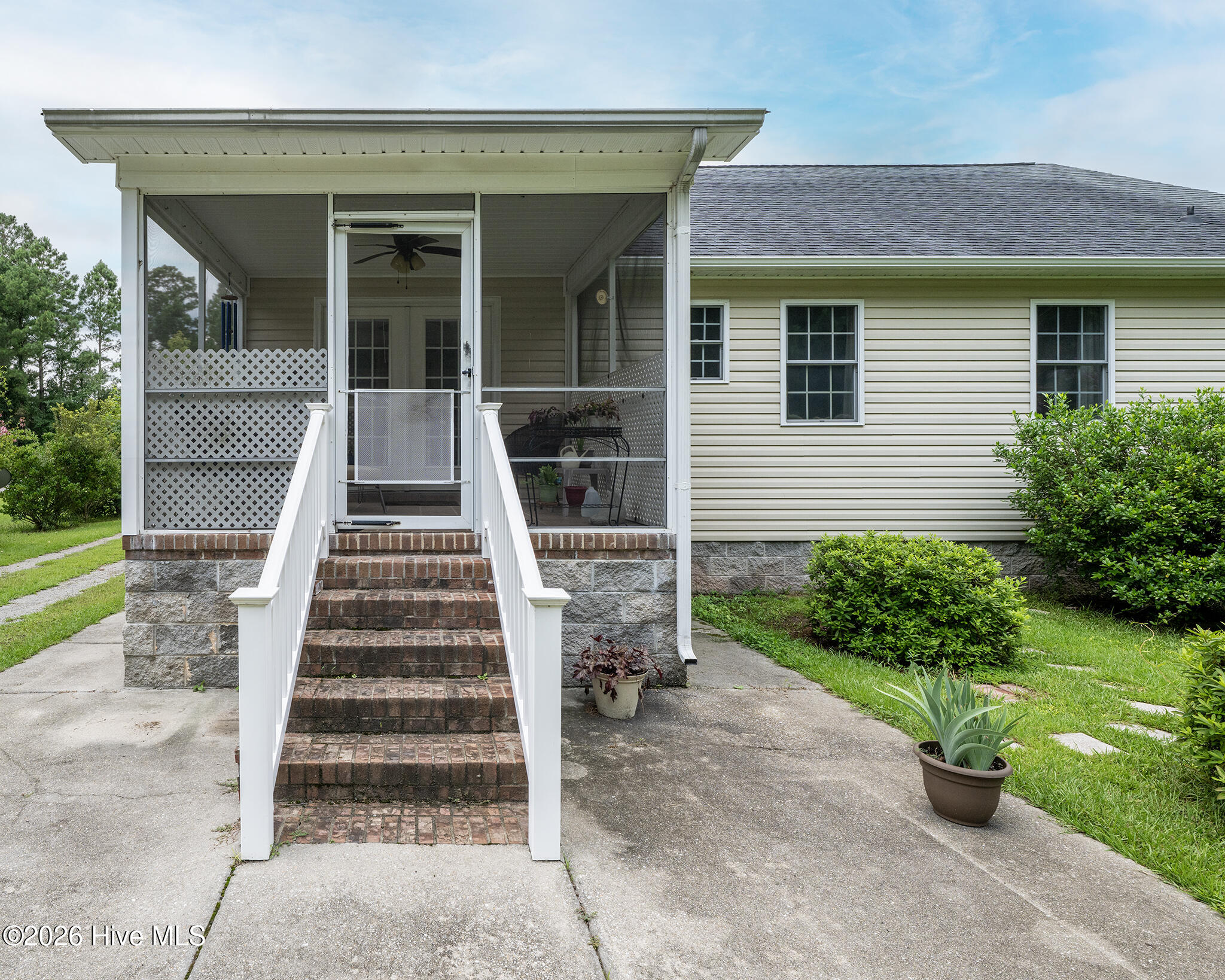 122 Laura Drive Property Photo 28