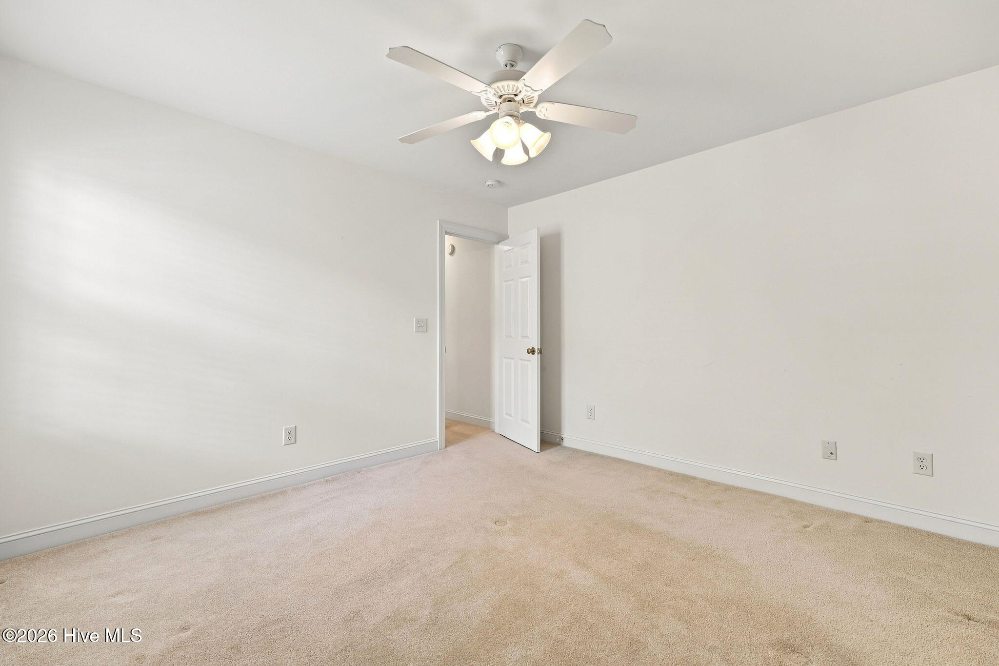 3408 Honeysuckle Drive Property Photo 30