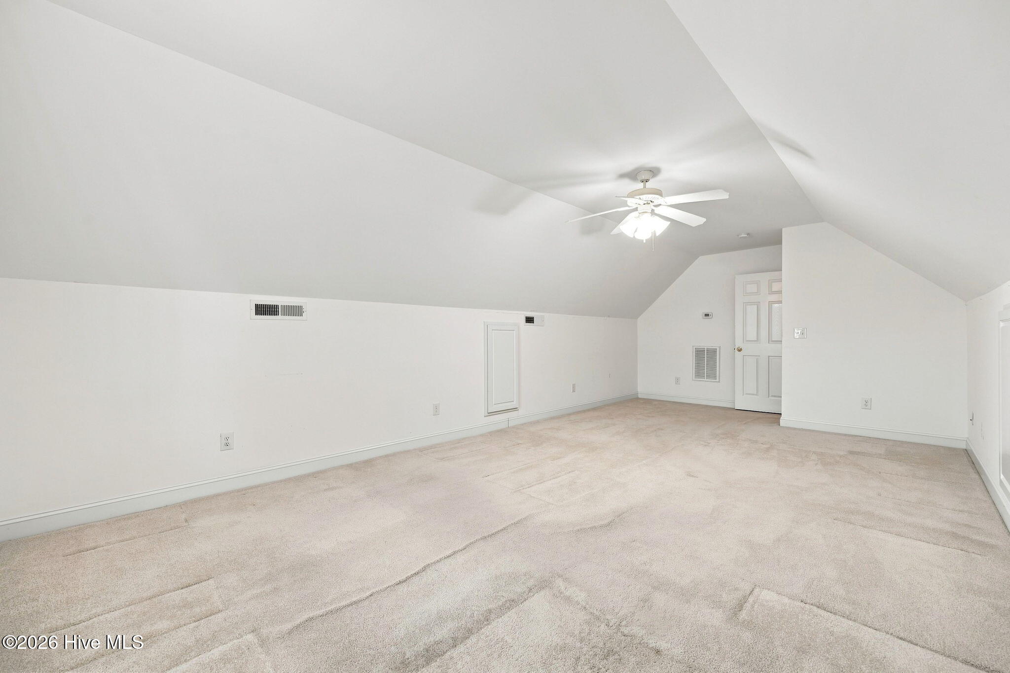 3408 Honeysuckle Drive Property Photo 33