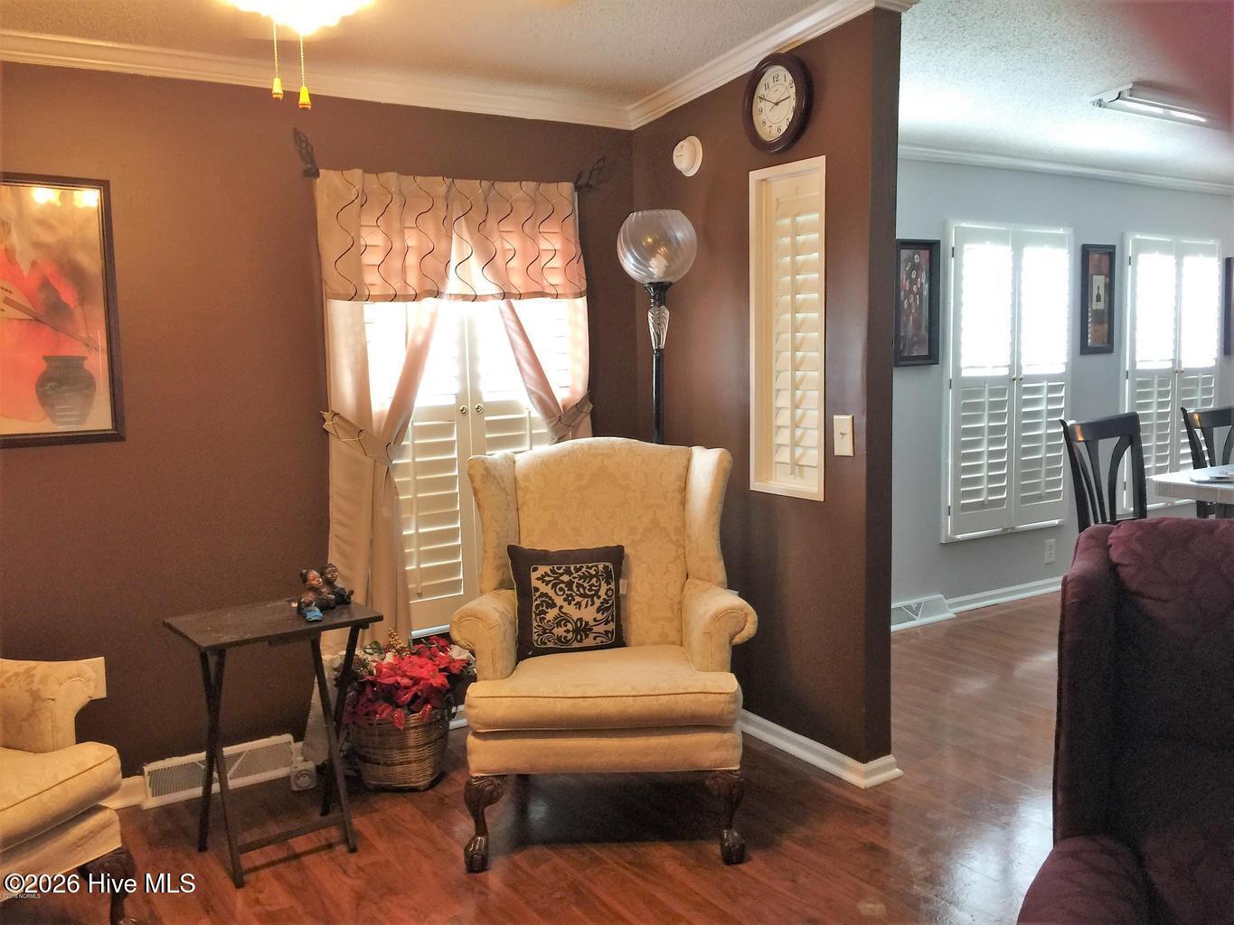 426 N Everett Street Property Photo 5