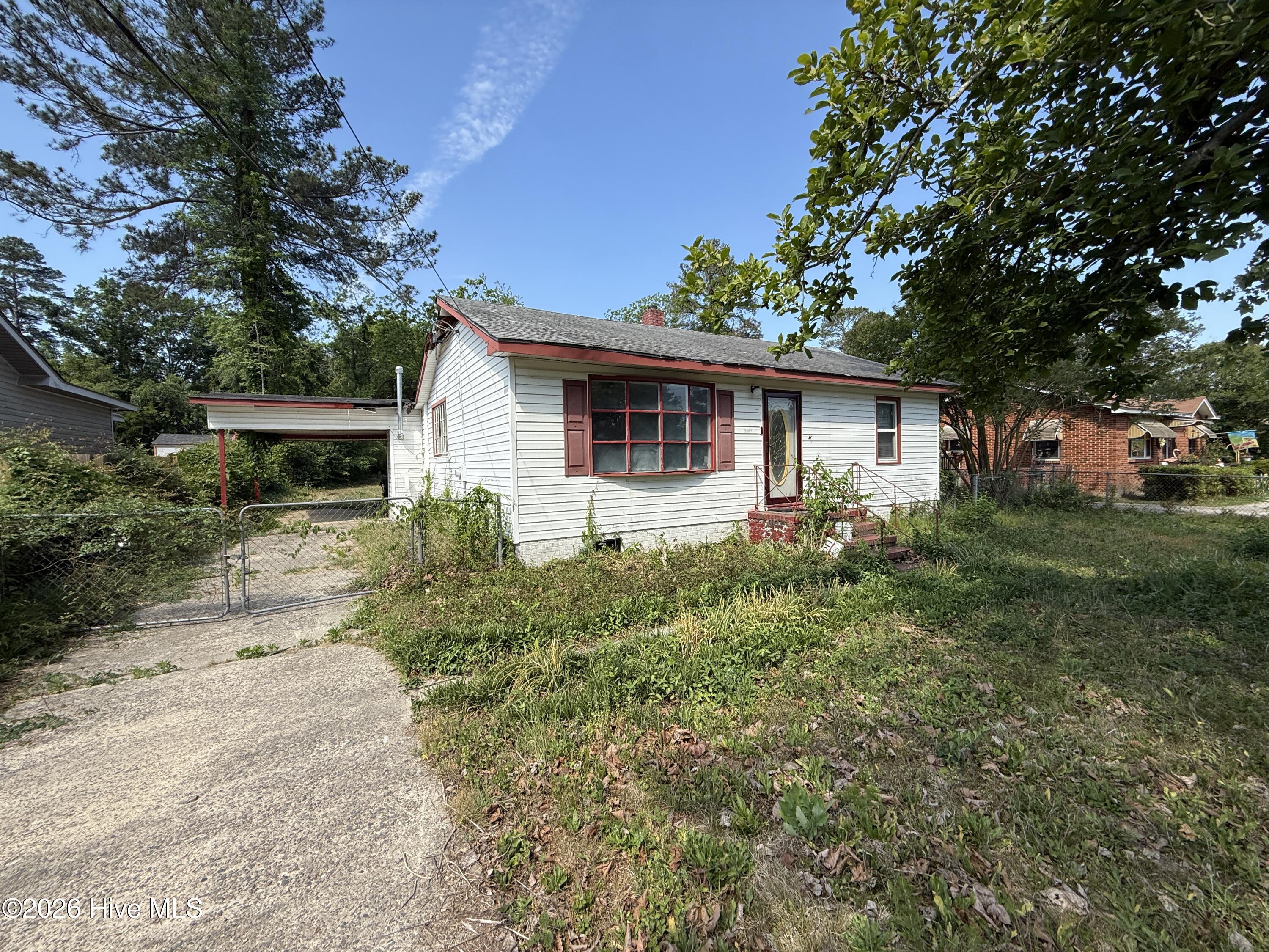 2507 Ivey Road Property Photo 2