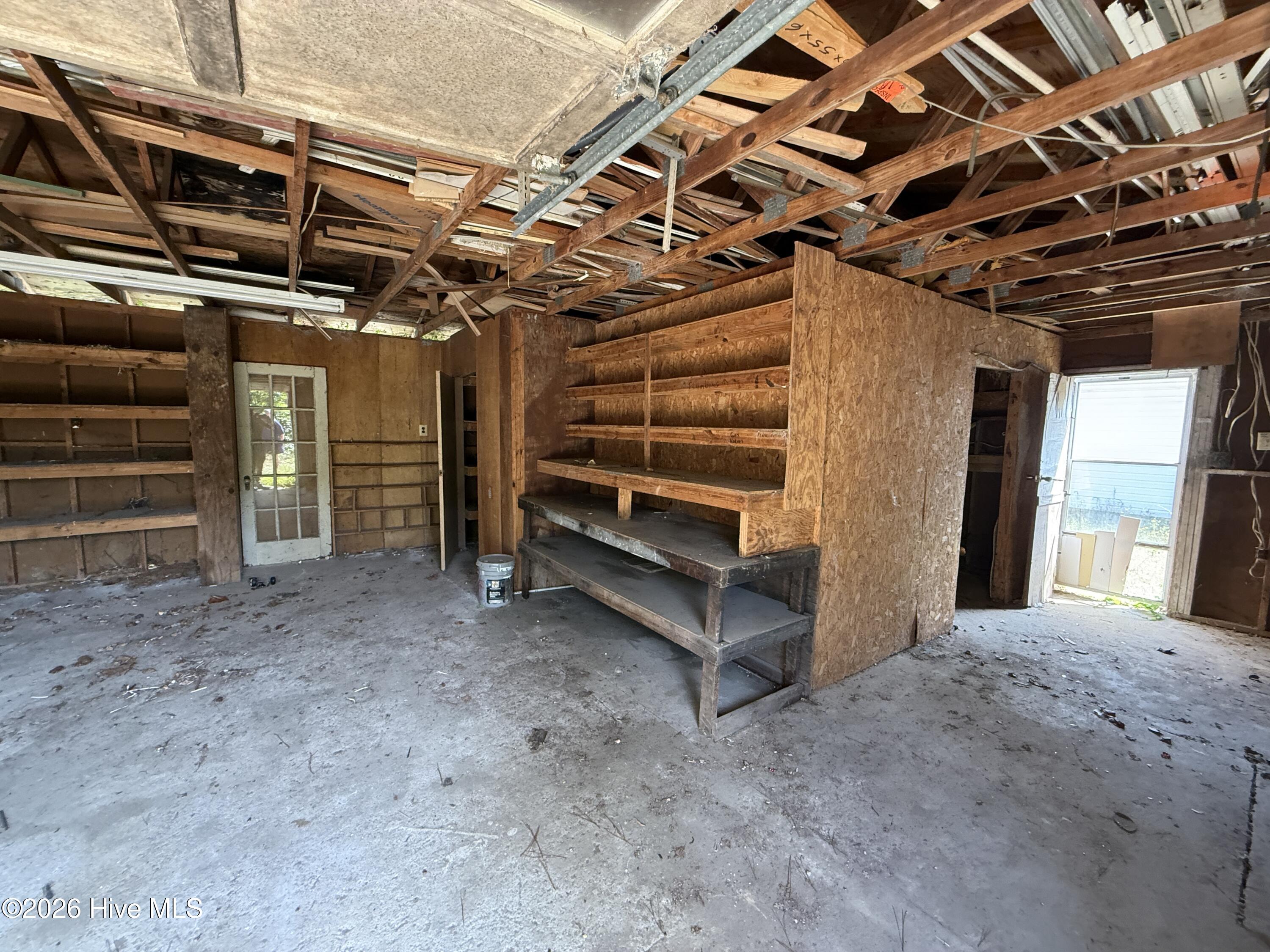 2507 Ivey Road Property Photo 3