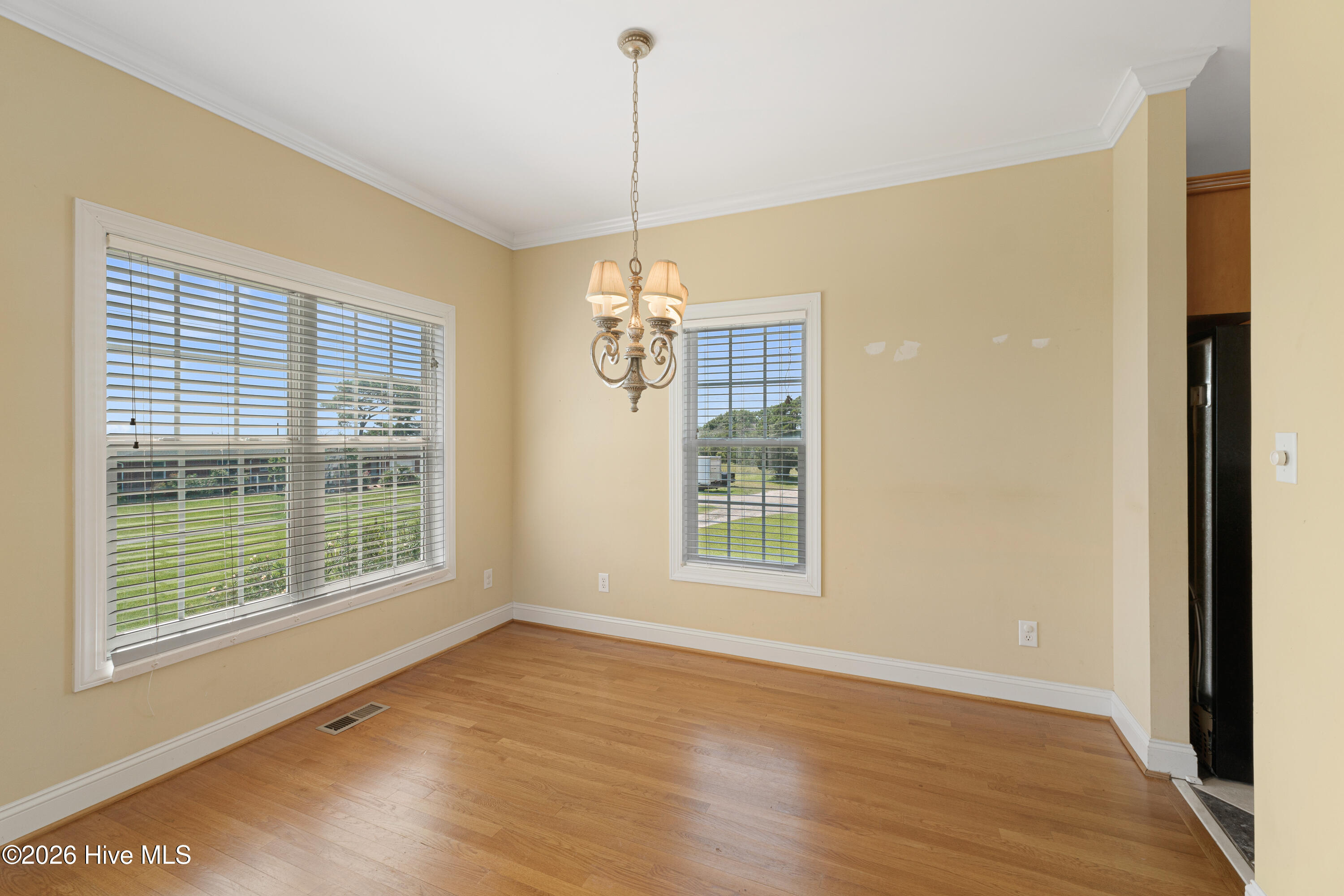 255 Oak Road Property Photo 16