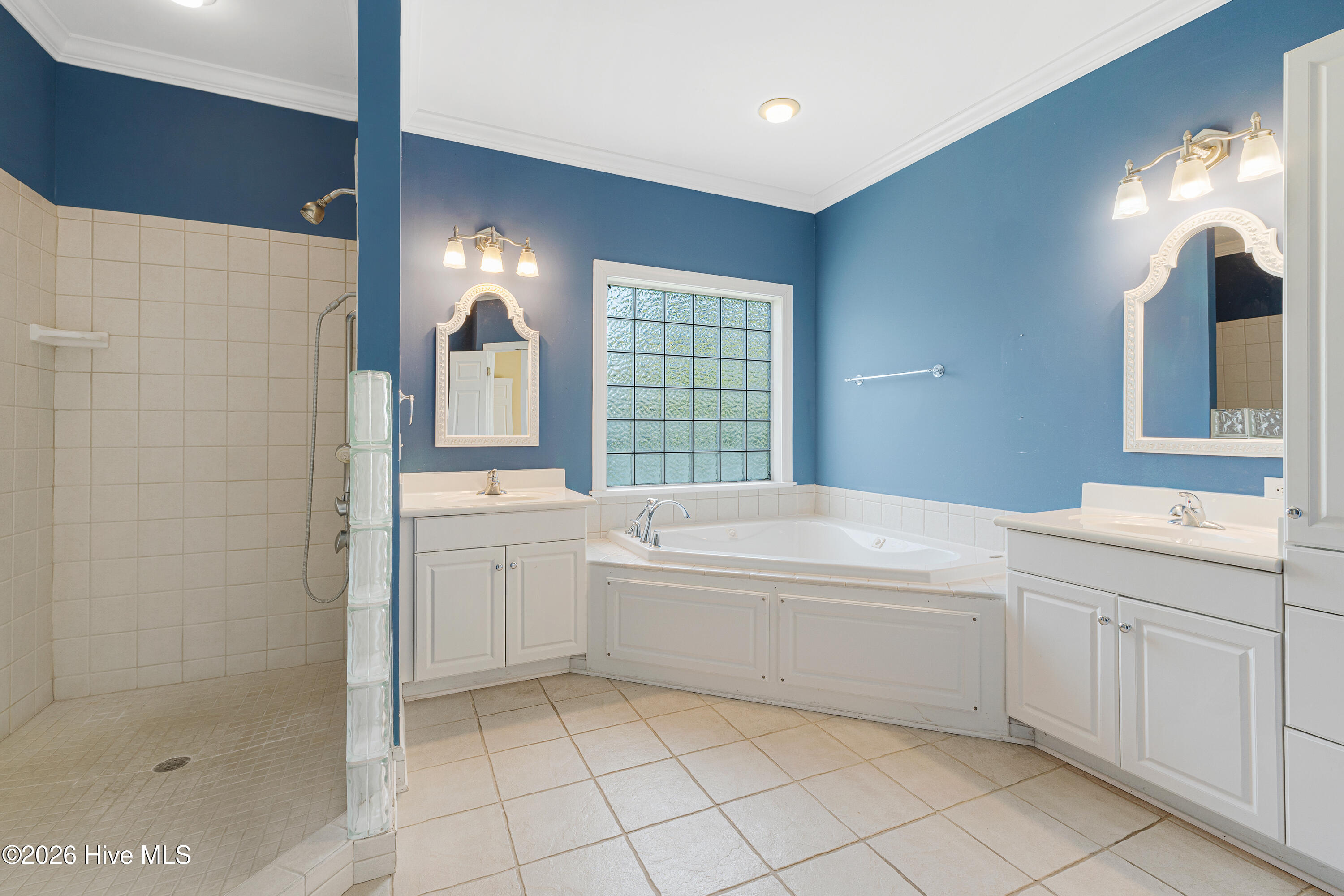 255 Oak Road Property Photo 23