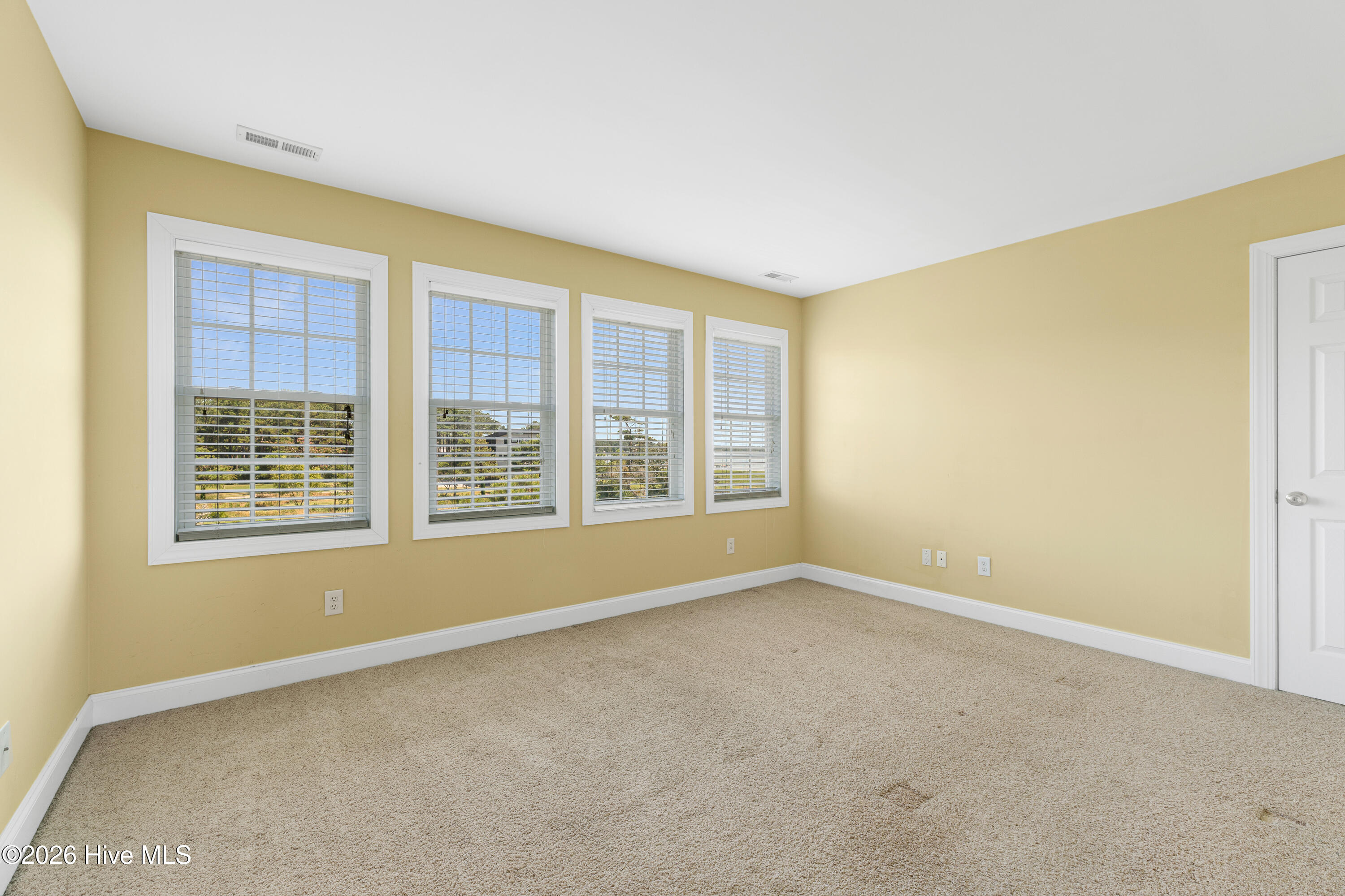 255 Oak Road Property Photo 27