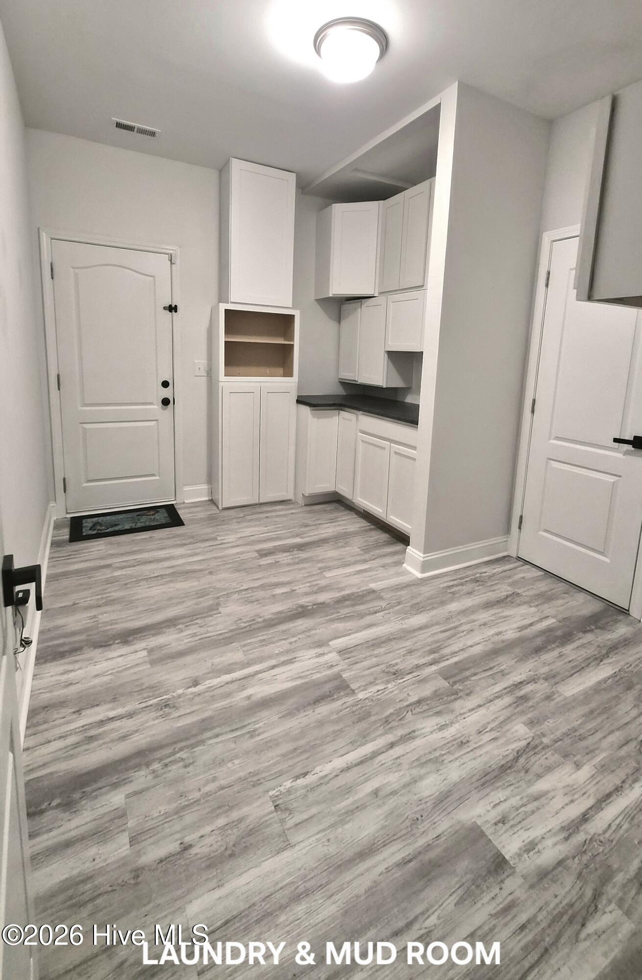 315 Neuse Drive Property Photo 8