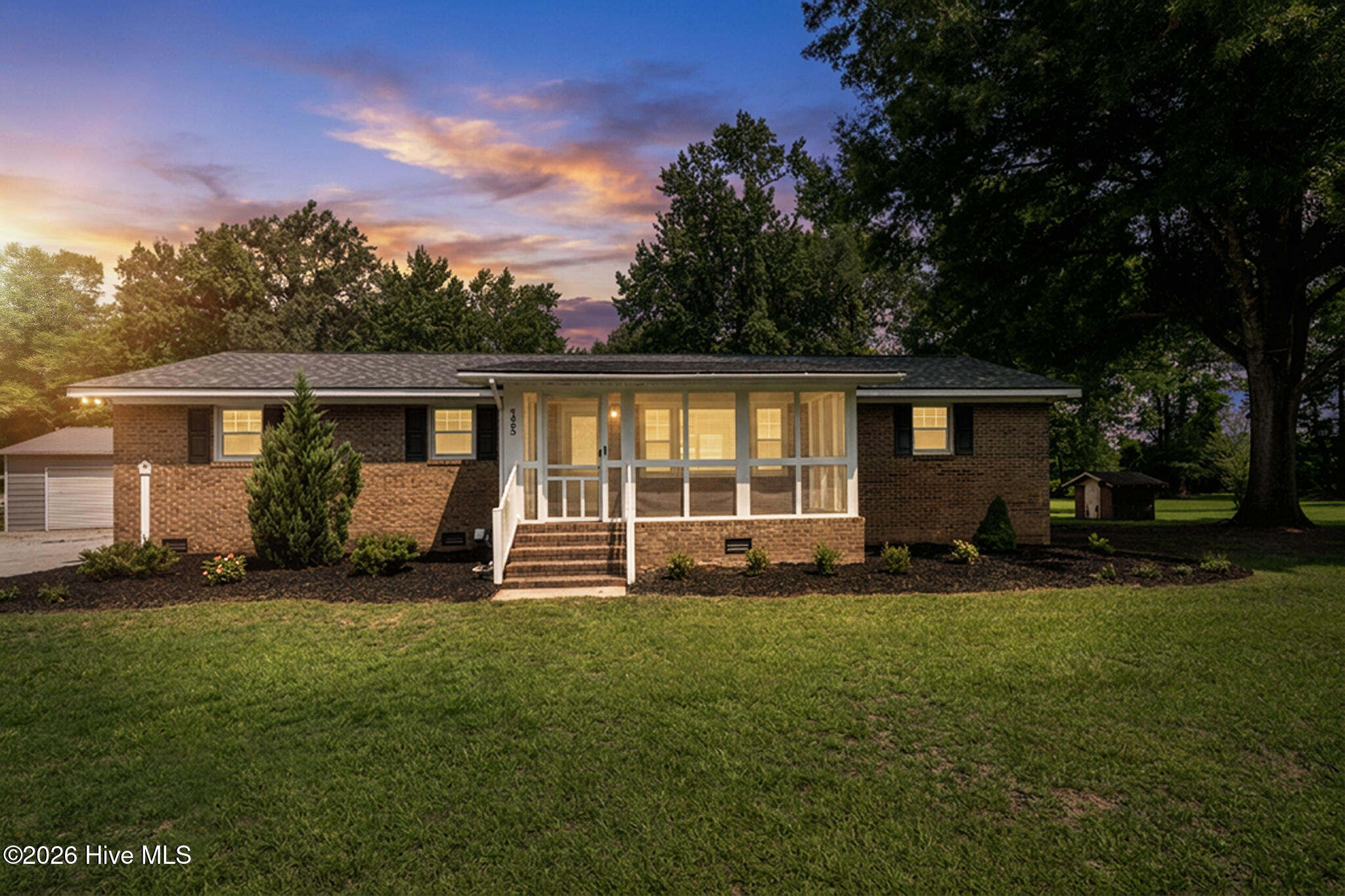 125 Shannons Way Property Photo 6